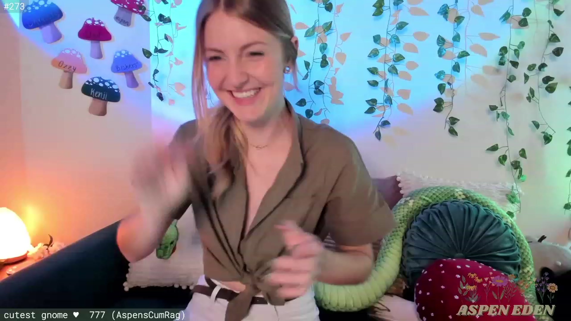 Gallery image thumbnail from AspenEden's myfreecams stream on, 12/01/2023, 04:05 image 5 of 20
