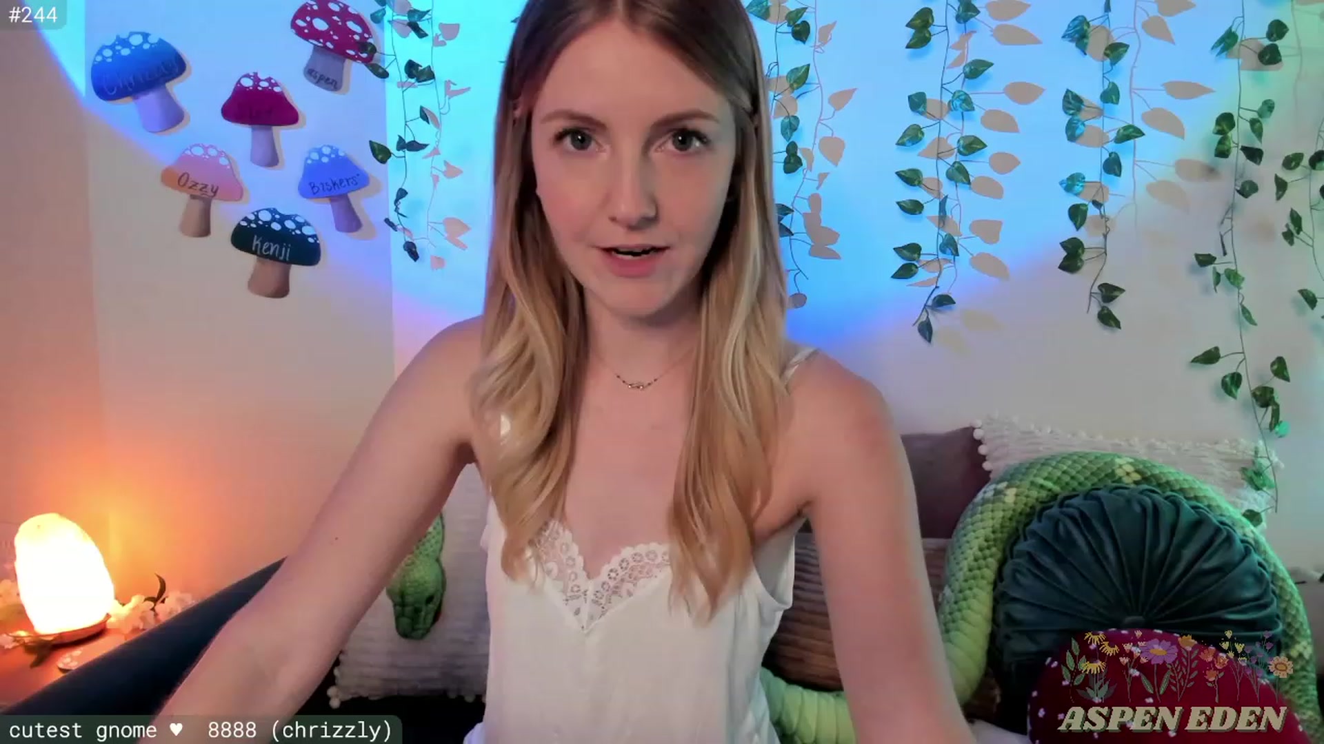 Gallery image thumbnail from AspenEden's myfreecams stream on, 12/01/2023, 04:05 image 8 of 20