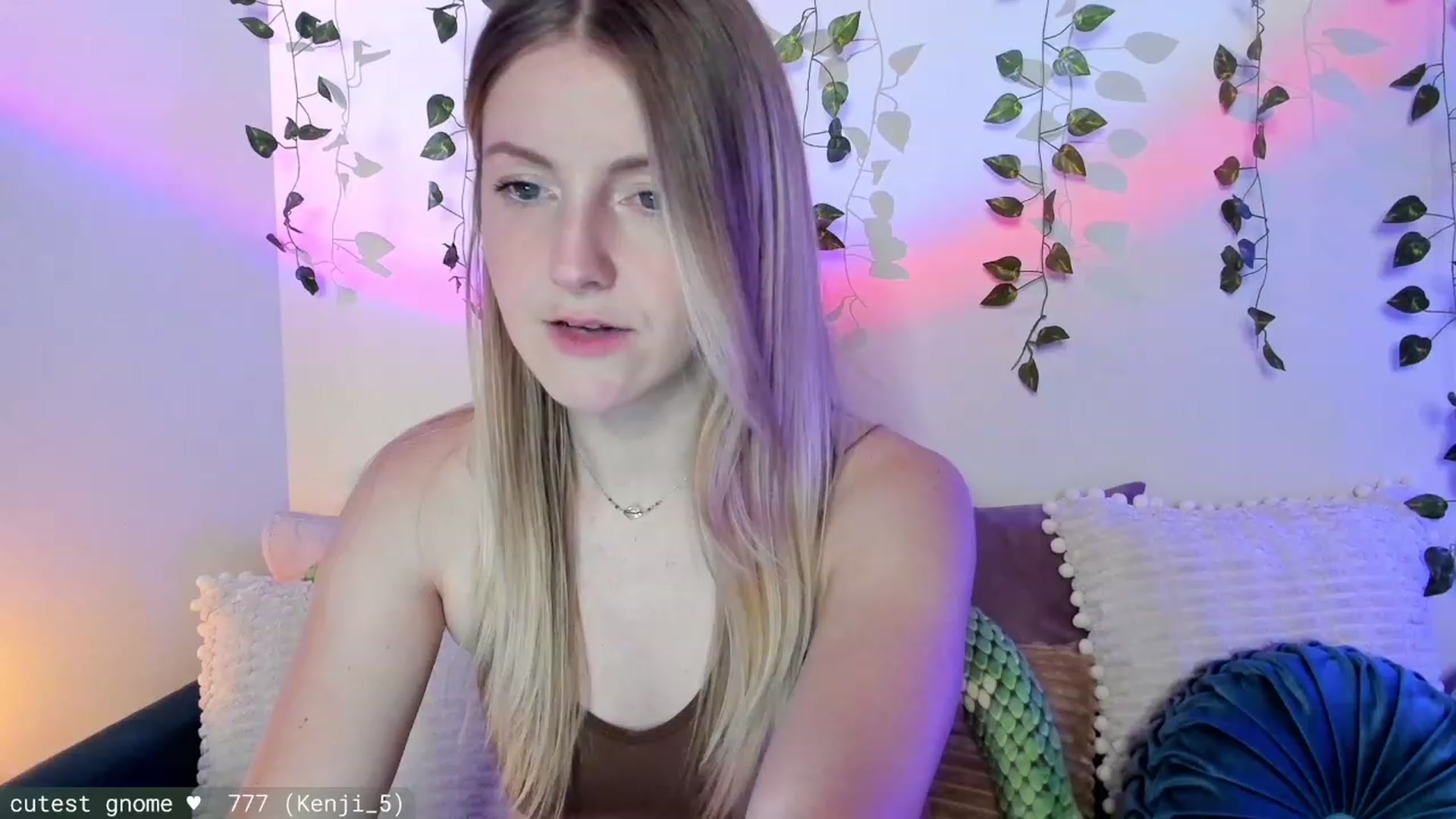 Gallery image thumbnail from AspenEden's myfreecams stream on, 12/08/2023, 03:15 image 10 of 20