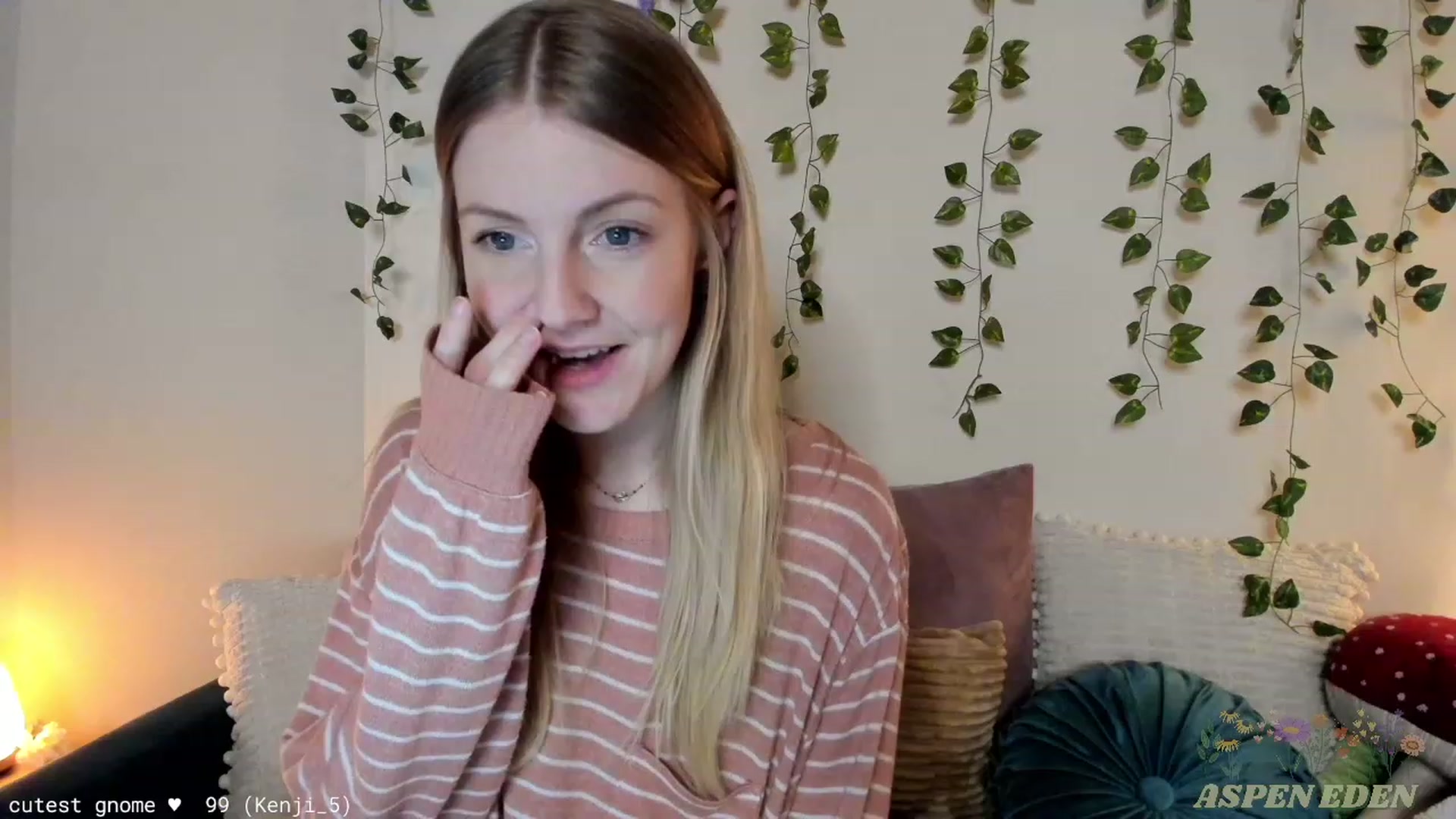 Gallery image thumbnail from AspenEden's myfreecams stream on, 12/28/2023, 01:38 image 7 of 20