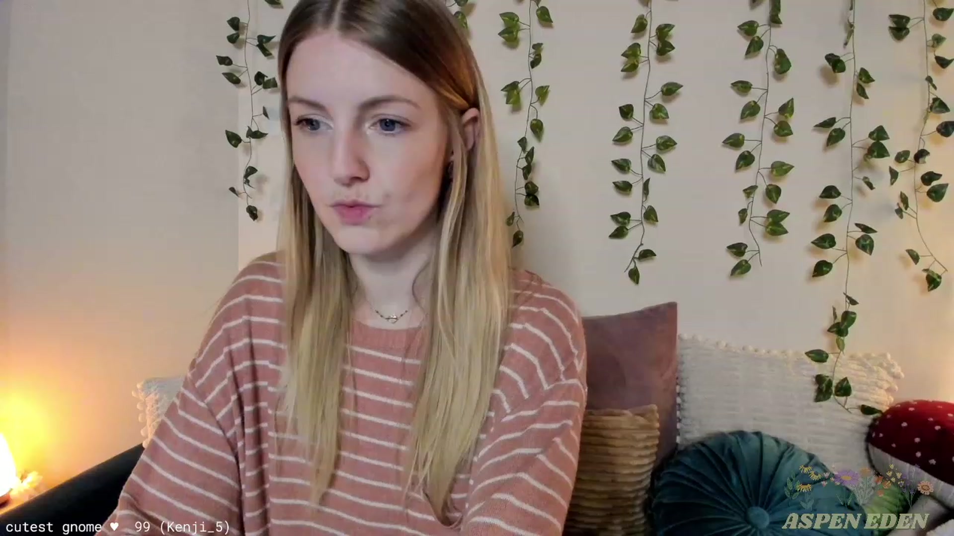 Gallery image thumbnail from AspenEden's myfreecams stream on, 12/28/2023, 01:38 image 6 of 20