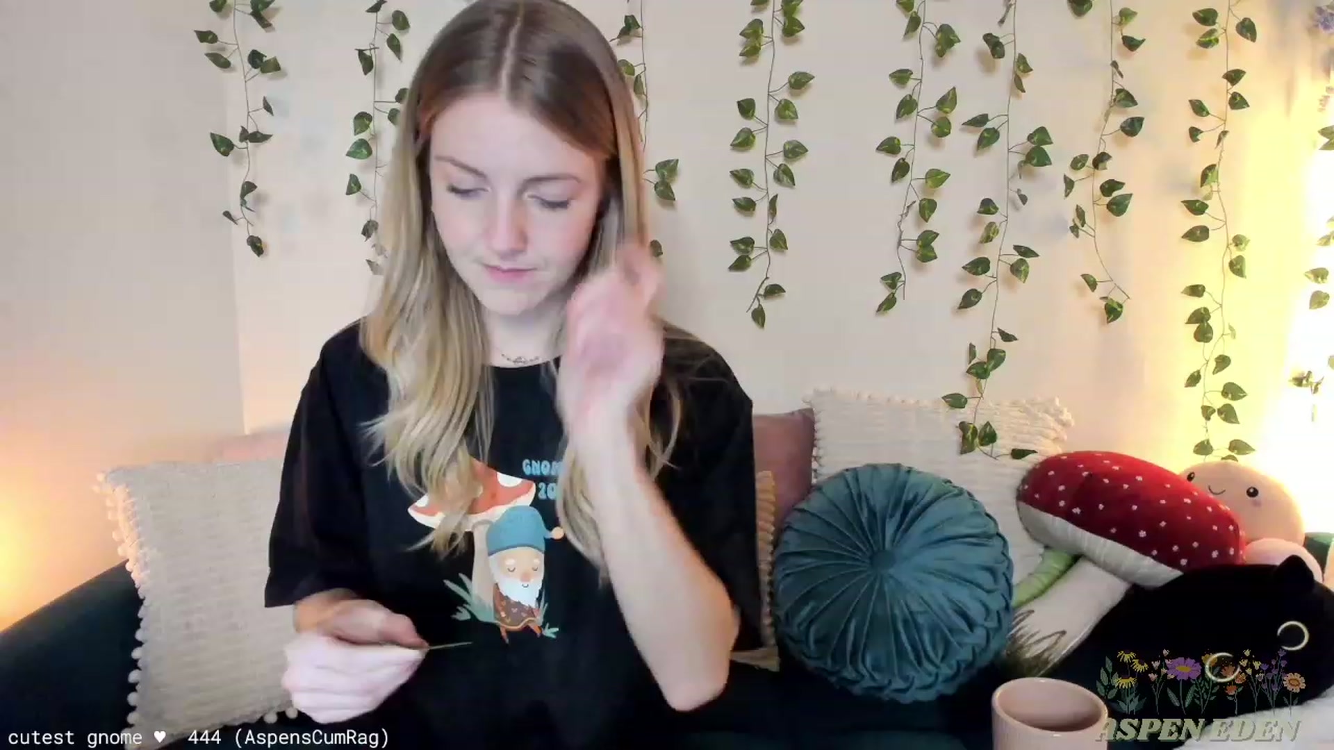 Gallery image thumbnail from AspenEden's myfreecams stream on, 01/03/2024, 03:36 image 3 of 20