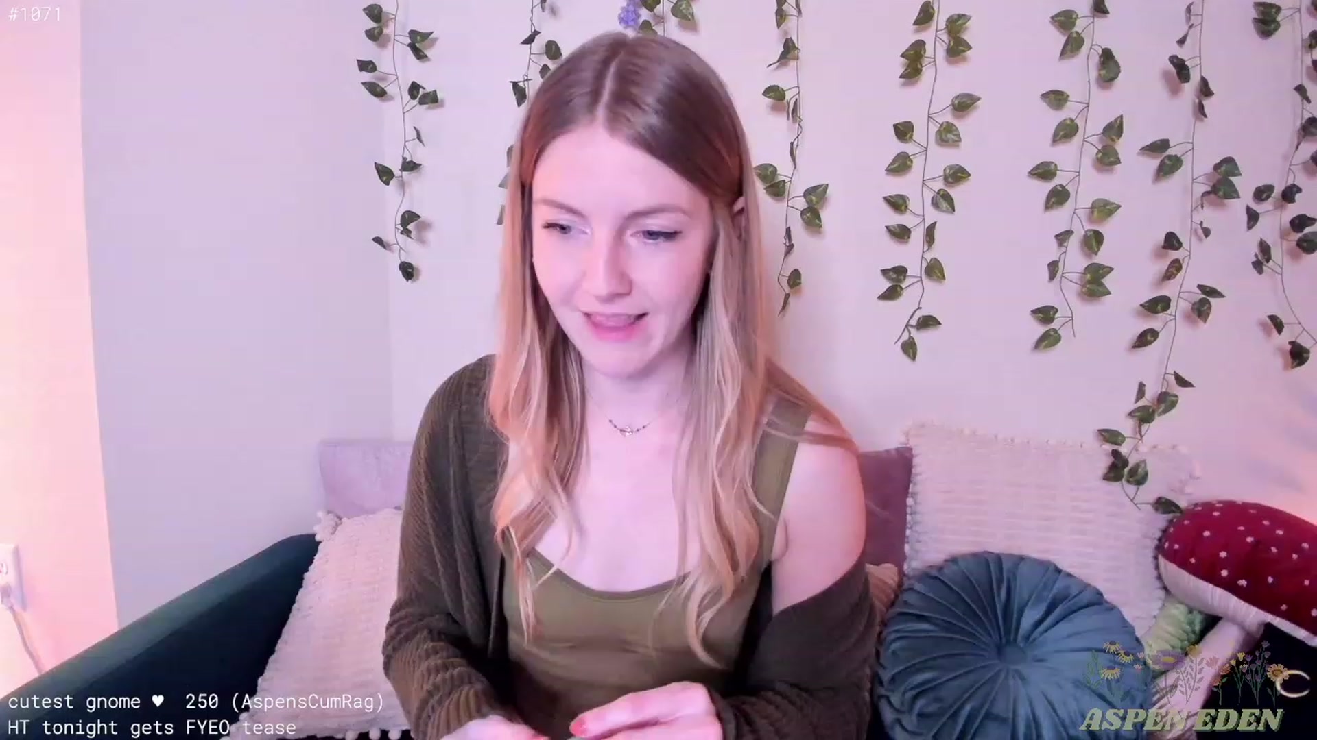 Gallery image thumbnail from AspenEden's myfreecams stream on, 01/13/2024, 03:32 image 4 of 20