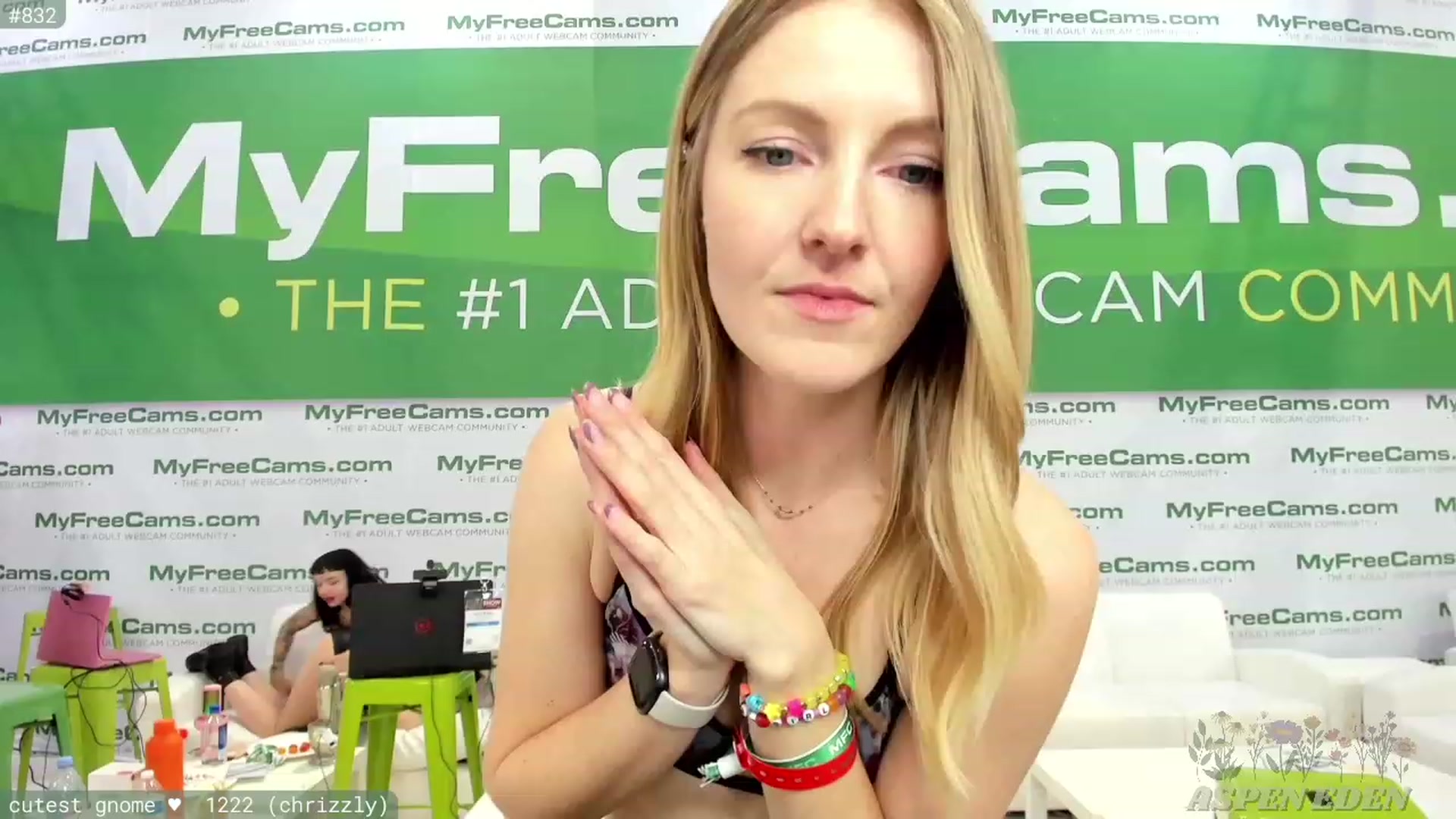 Gallery image thumbnail from AspenEden's myfreecams stream on, 01/26/2024, 02:09 image 10 of 20
