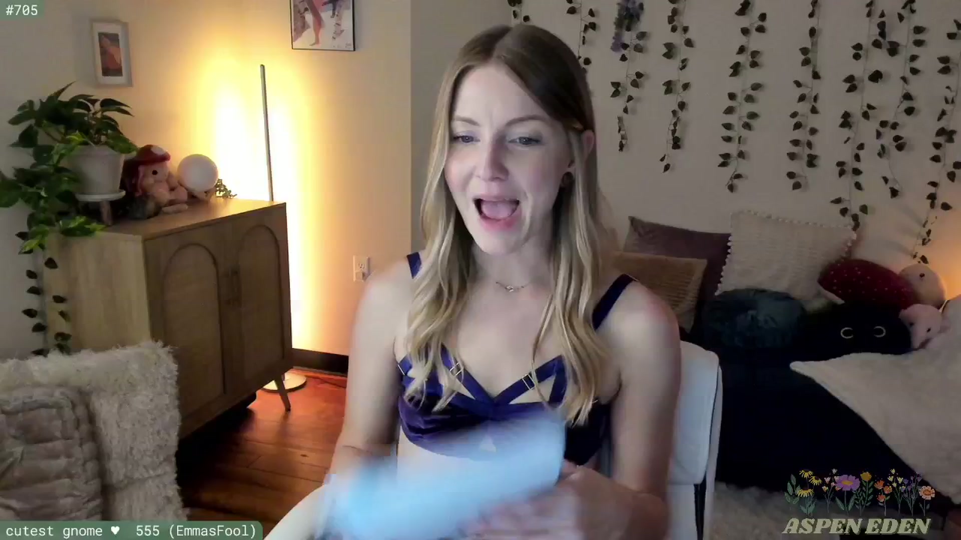Gallery image thumbnail from AspenEden's myfreecams stream on, 02/02/2024, 03:24 image 3 of 20