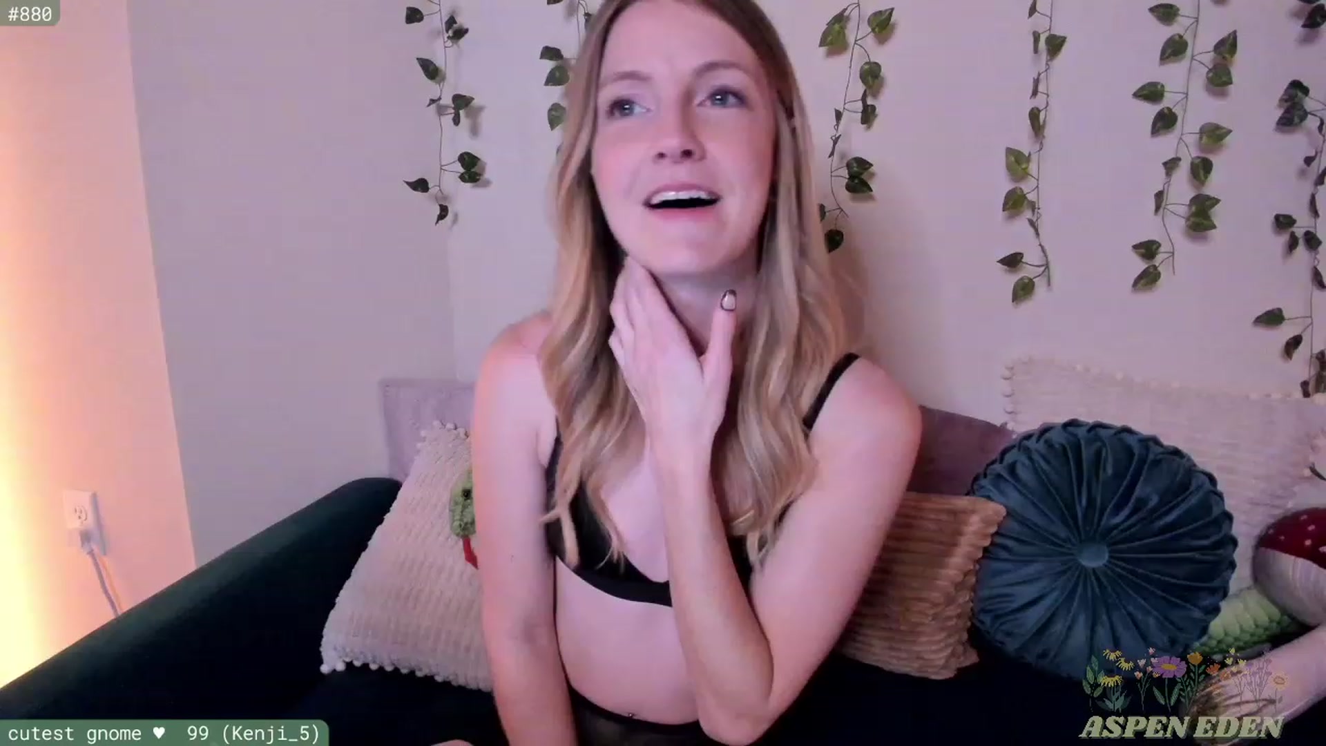 Gallery image thumbnail from AspenEden's myfreecams stream on, 02/28/2024, 03:19 image 4 of 20
