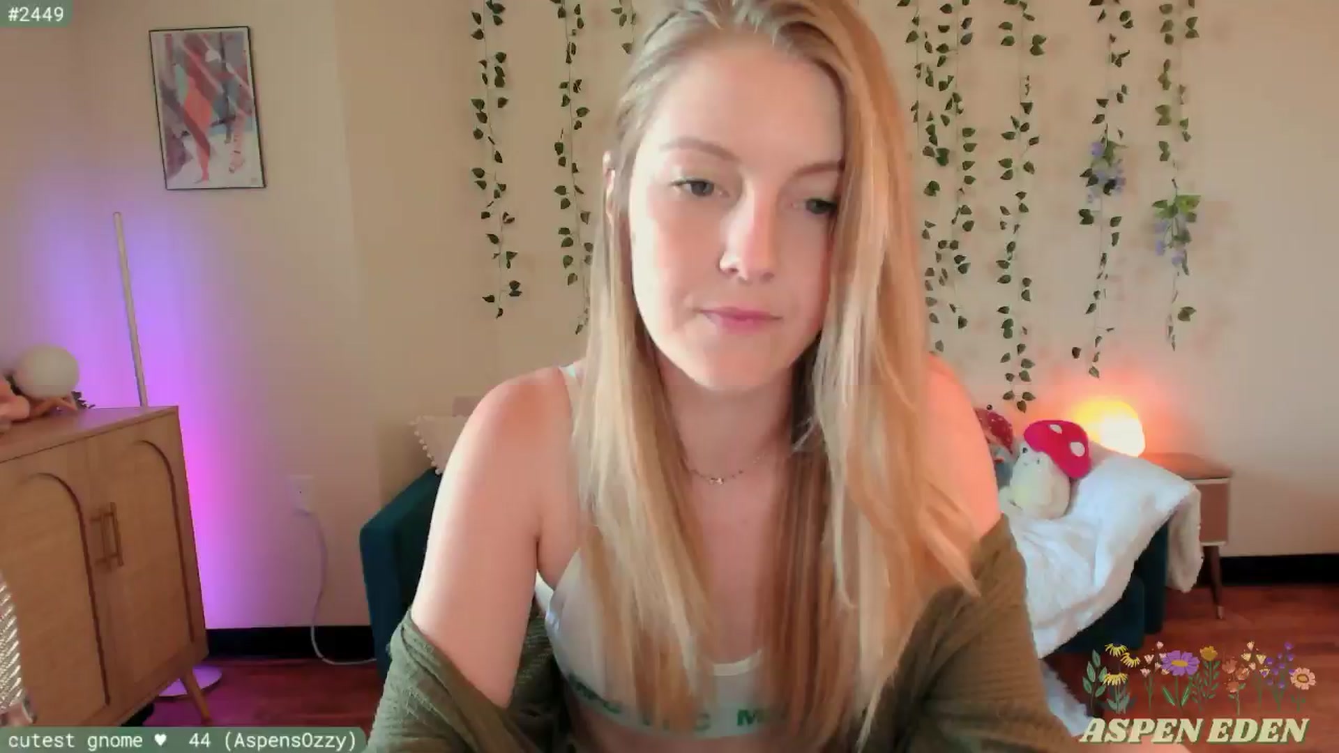 Gallery image thumbnail from AspenEden's myfreecams stream on, 05/26/2024, 22:07 image 2 of 20