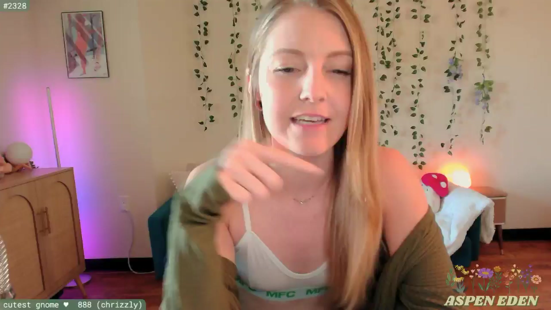 Gallery image thumbnail from AspenEden's myfreecams stream on, 05/26/2024, 22:07 image 5 of 20