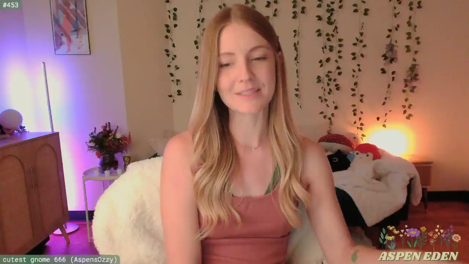 Gallery image thumbnail from AspenEden's myfreecams stream on, 07/28/2024, 03:03 image 4 of 20