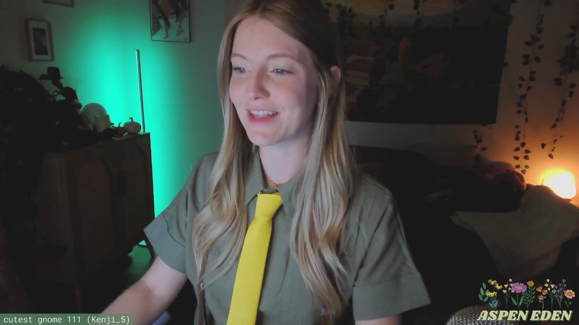 Gallery image thumbnail from AspenEden's myfreecams stream on, 10/28/2024, 24:01 image 3 of 20