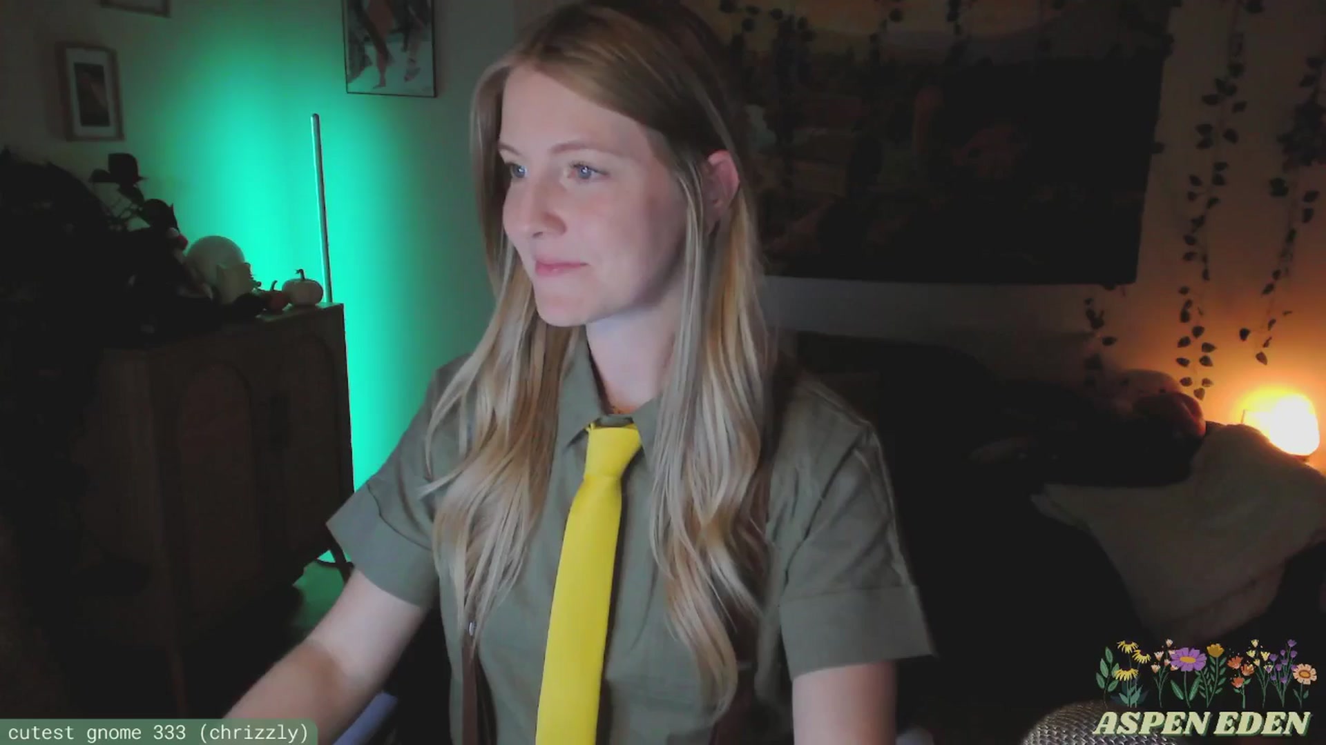 Gallery image thumbnail from AspenEden's myfreecams stream on, 10/28/2024, 24:01 image 4 of 20