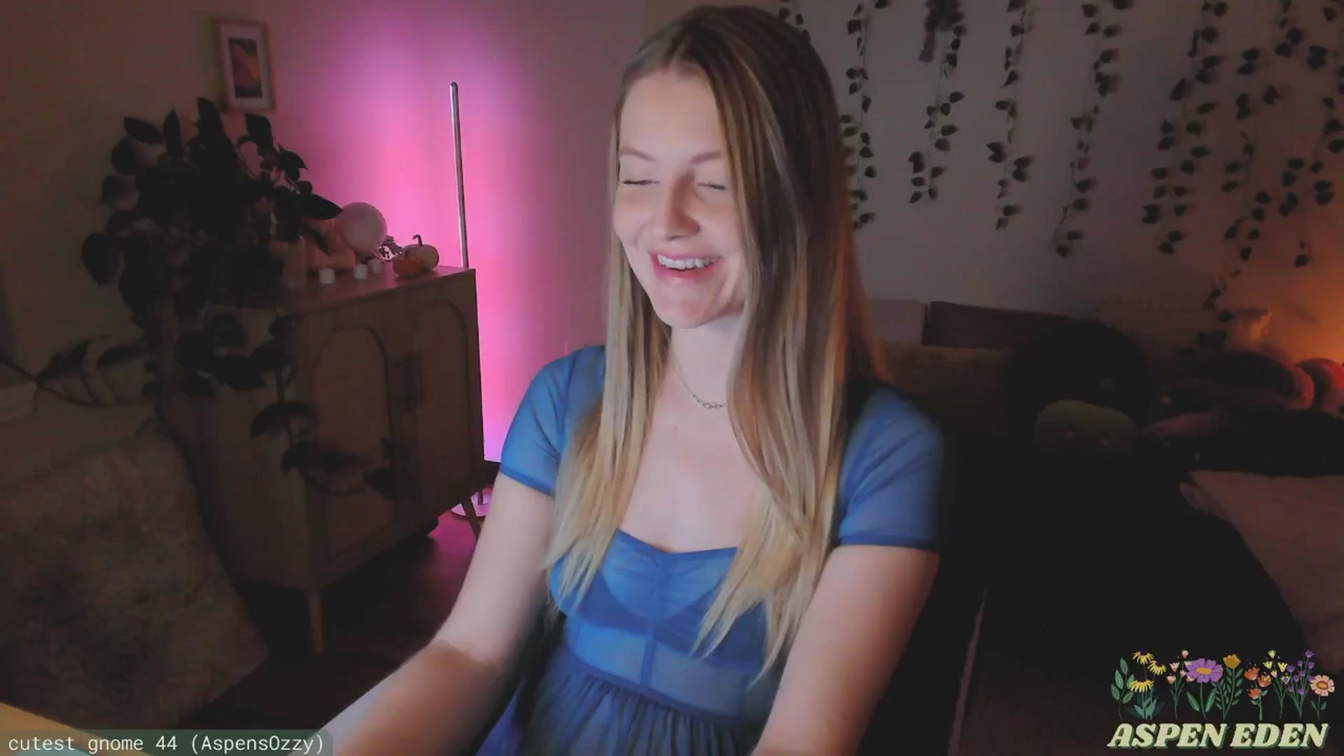 Gallery image thumbnail from AspenEden's myfreecams stream on, 11/23/2024, 02:53 image 1 of 20