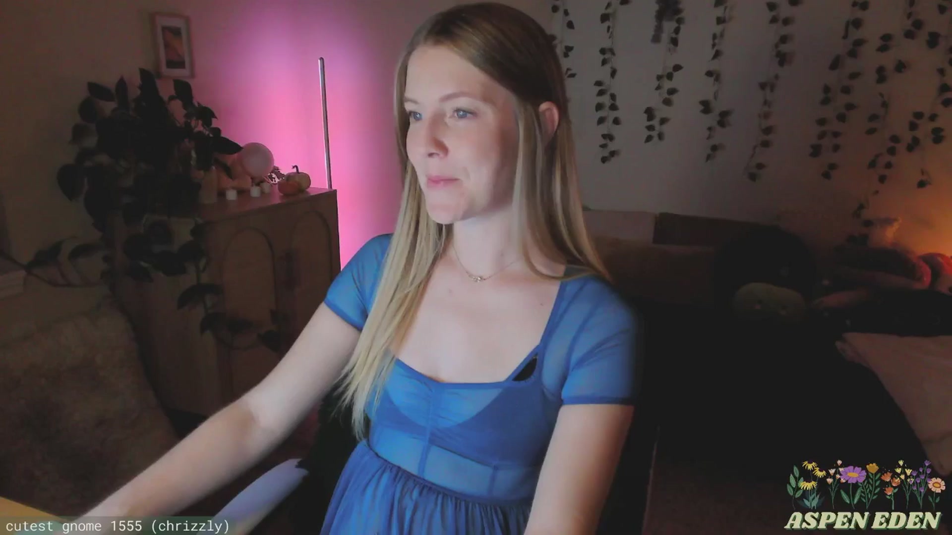 Gallery image thumbnail from AspenEden's myfreecams stream on, 11/23/2024, 02:53 image 10 of 20