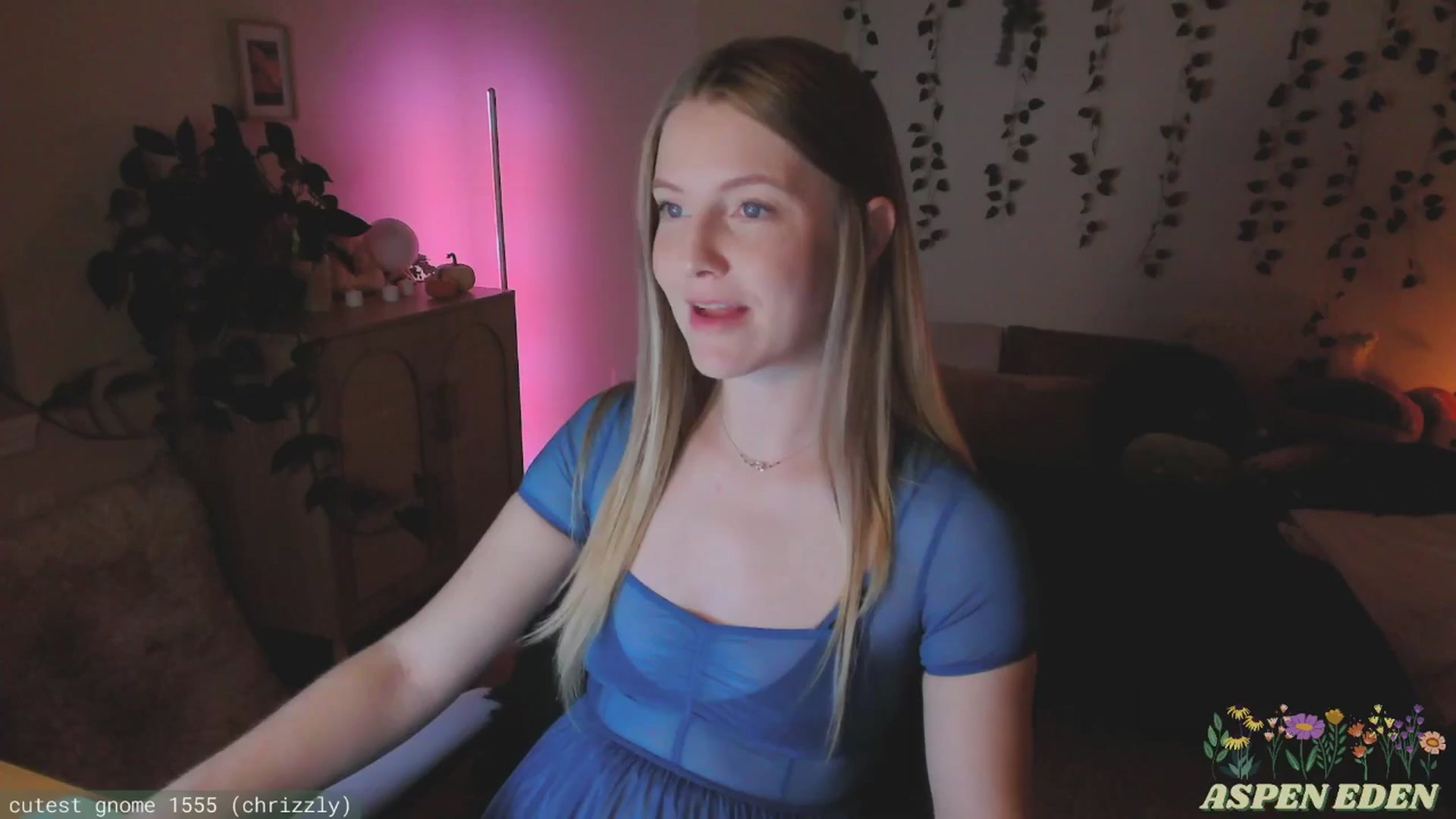 Gallery image thumbnail from AspenEden's myfreecams stream on, 11/23/2024, 02:53 image 11 of 20