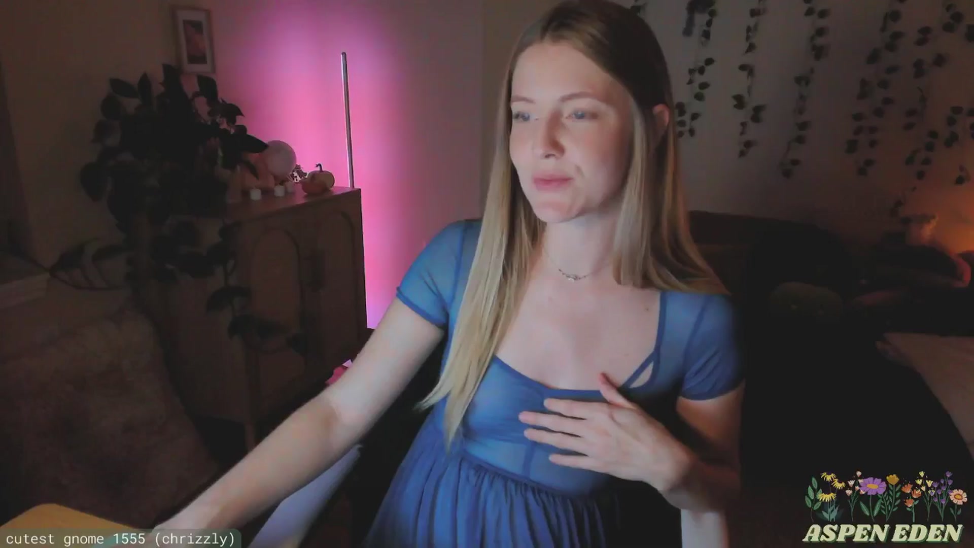 Gallery image thumbnail from AspenEden's myfreecams stream on, 11/23/2024, 02:53 image 18 of 20