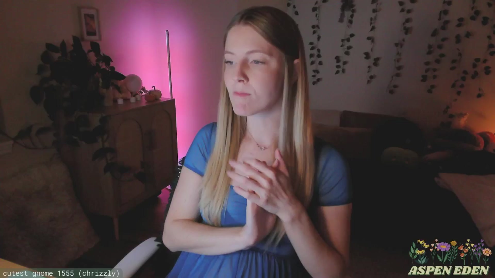 Gallery image thumbnail from AspenEden's myfreecams stream on, 11/23/2024, 02:53 image 8 of 20