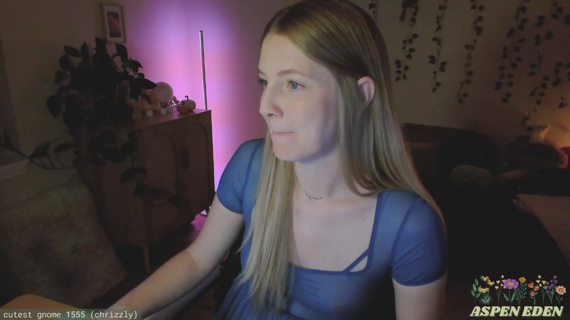 Gallery image thumbnail from AspenEden's myfreecams stream on, 11/23/2024, 02:53 image 19 of 20