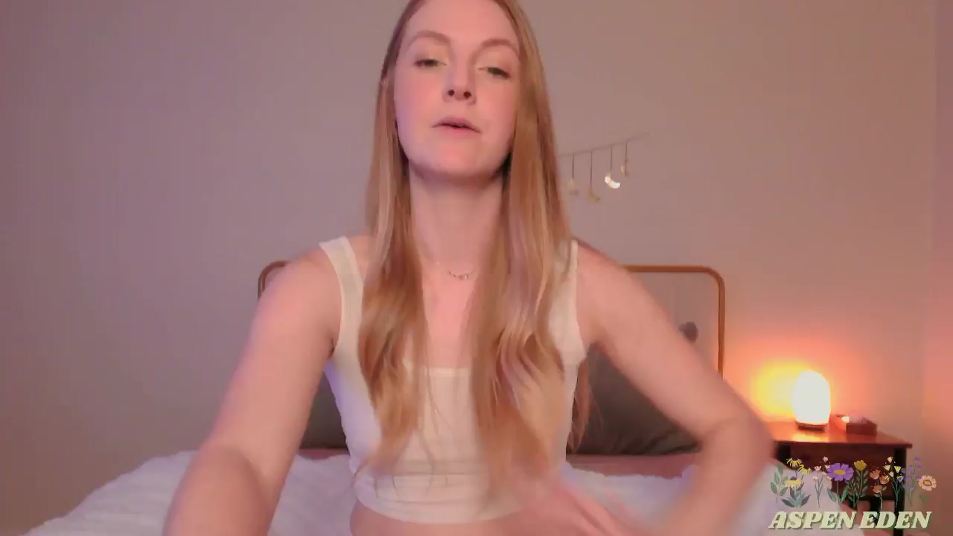 Gallery image thumbnail from AspenEden's myfreecams stream on, 03/30/2025, 24:32 image 13 of 20