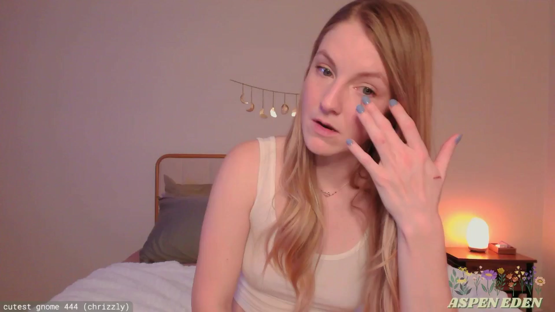 Gallery image thumbnail from AspenEden's myfreecams stream on, 03/30/2025, 24:32 image 9 of 20