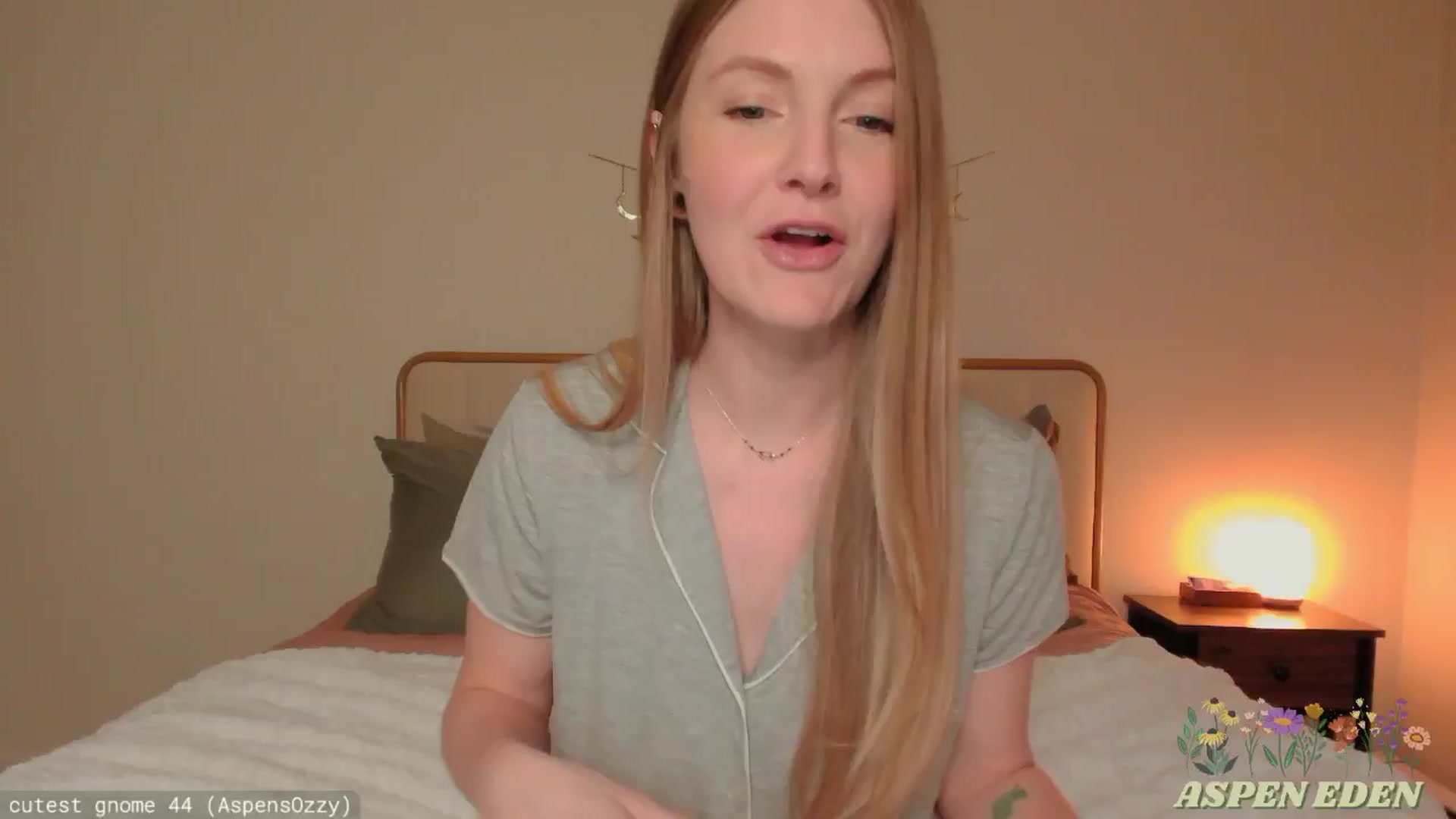 Gallery image thumbnail from AspenEden's myfreecams stream on, 04/01/2025, 24:33 image 2 of 20