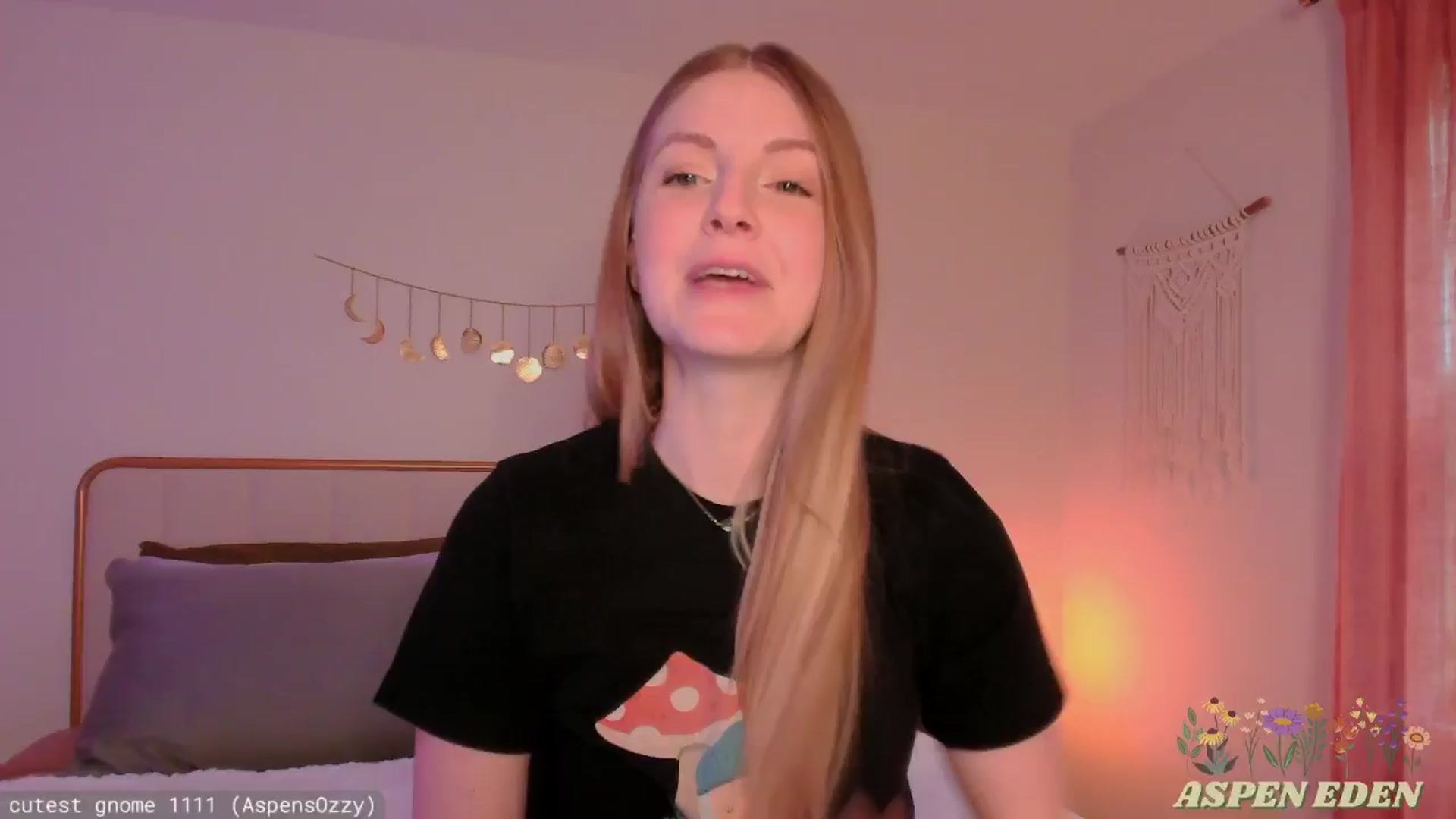Gallery image thumbnail from AspenEden's myfreecams stream on, 04/12/2025, 23:56 image 4 of 20