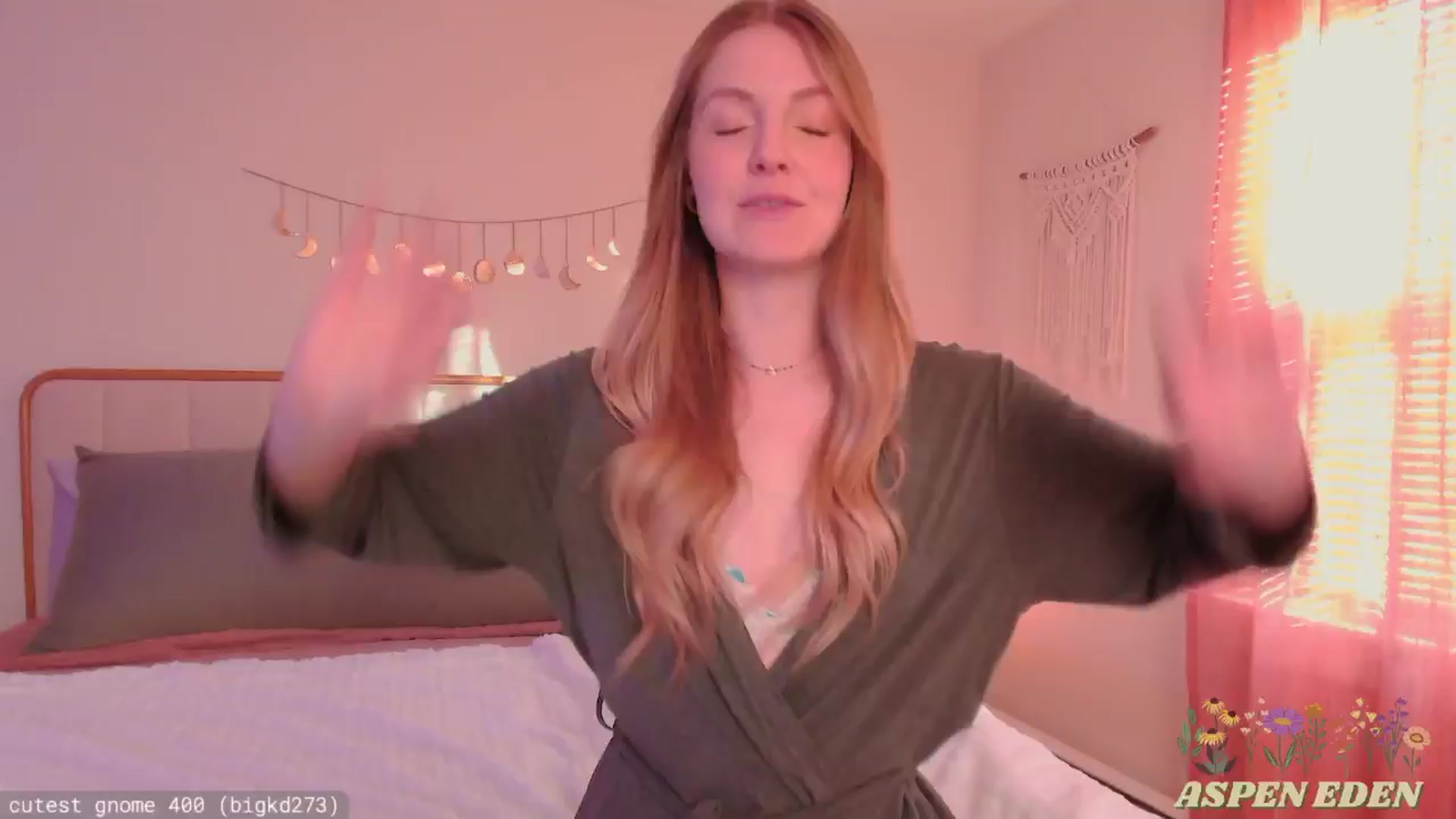 Gallery image thumbnail from AspenEden's myfreecams stream on, 04/14/2025, 24:01 image 4 of 20
