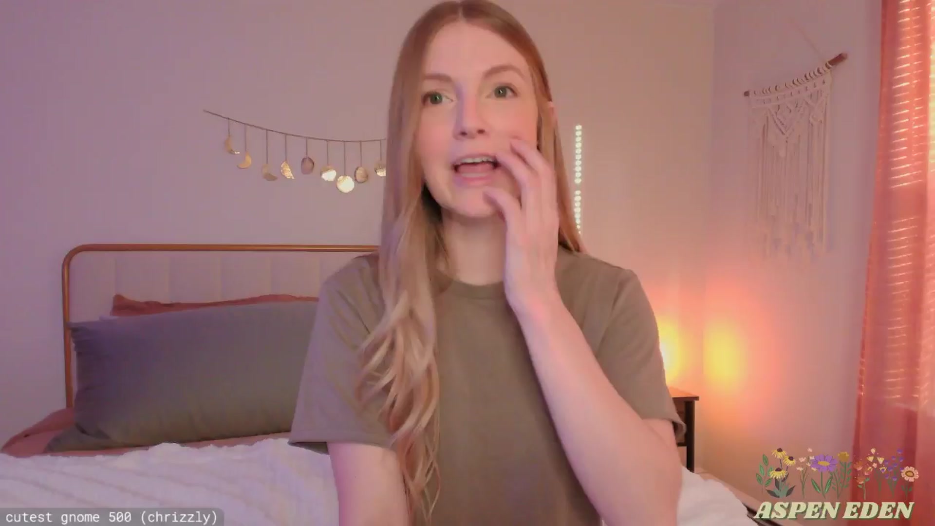 Gallery image thumbnail from AspenEden's myfreecams stream on, 04/23/2025, 01:20 image 6 of 20