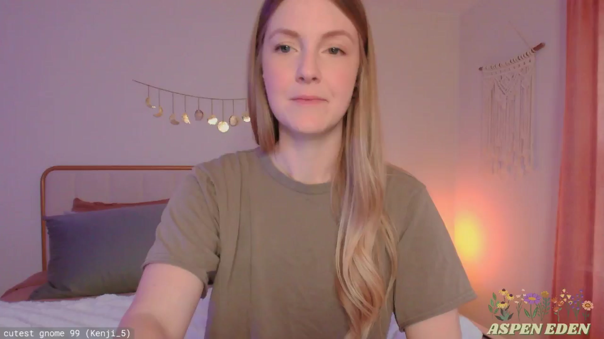 Gallery image thumbnail from AspenEden's myfreecams stream on, 04/23/2025, 01:20 image 4 of 20