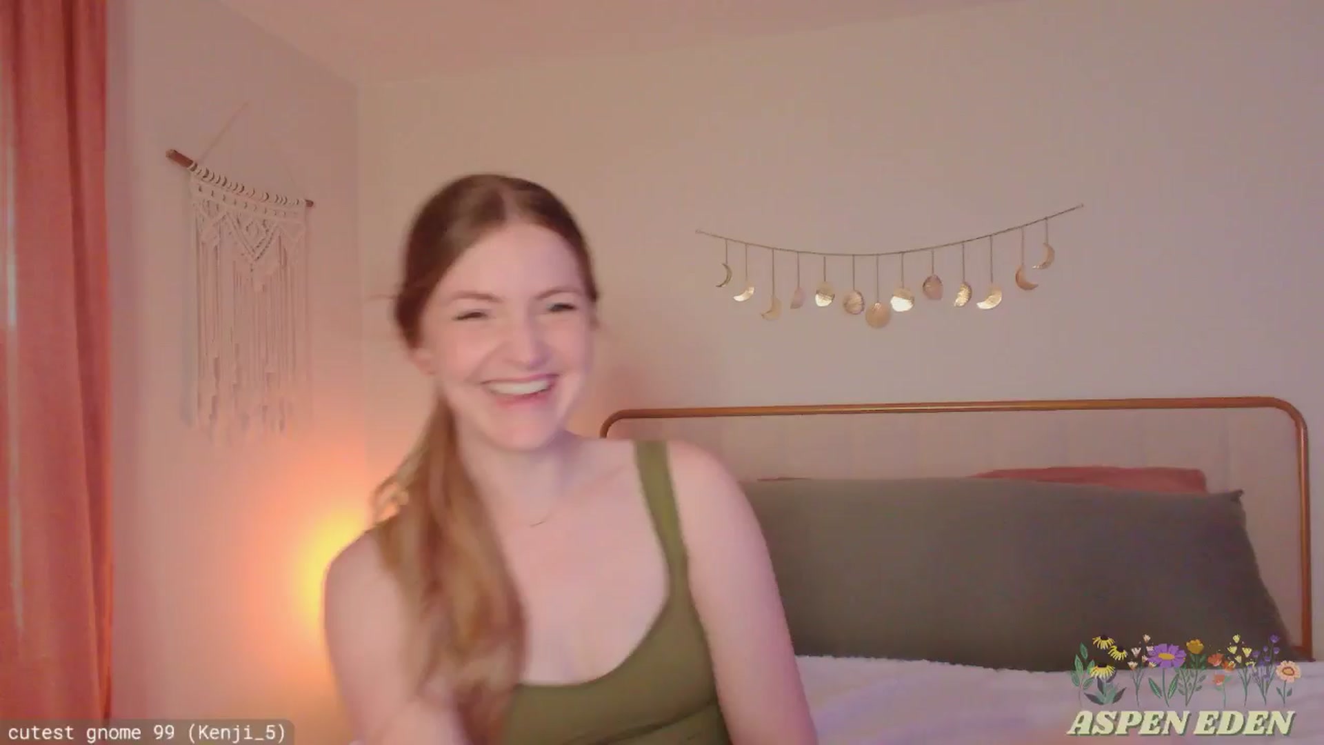 Gallery image thumbnail from AspenEden's myfreecams stream on, 05/04/2025, 24:38 image 5 of 20