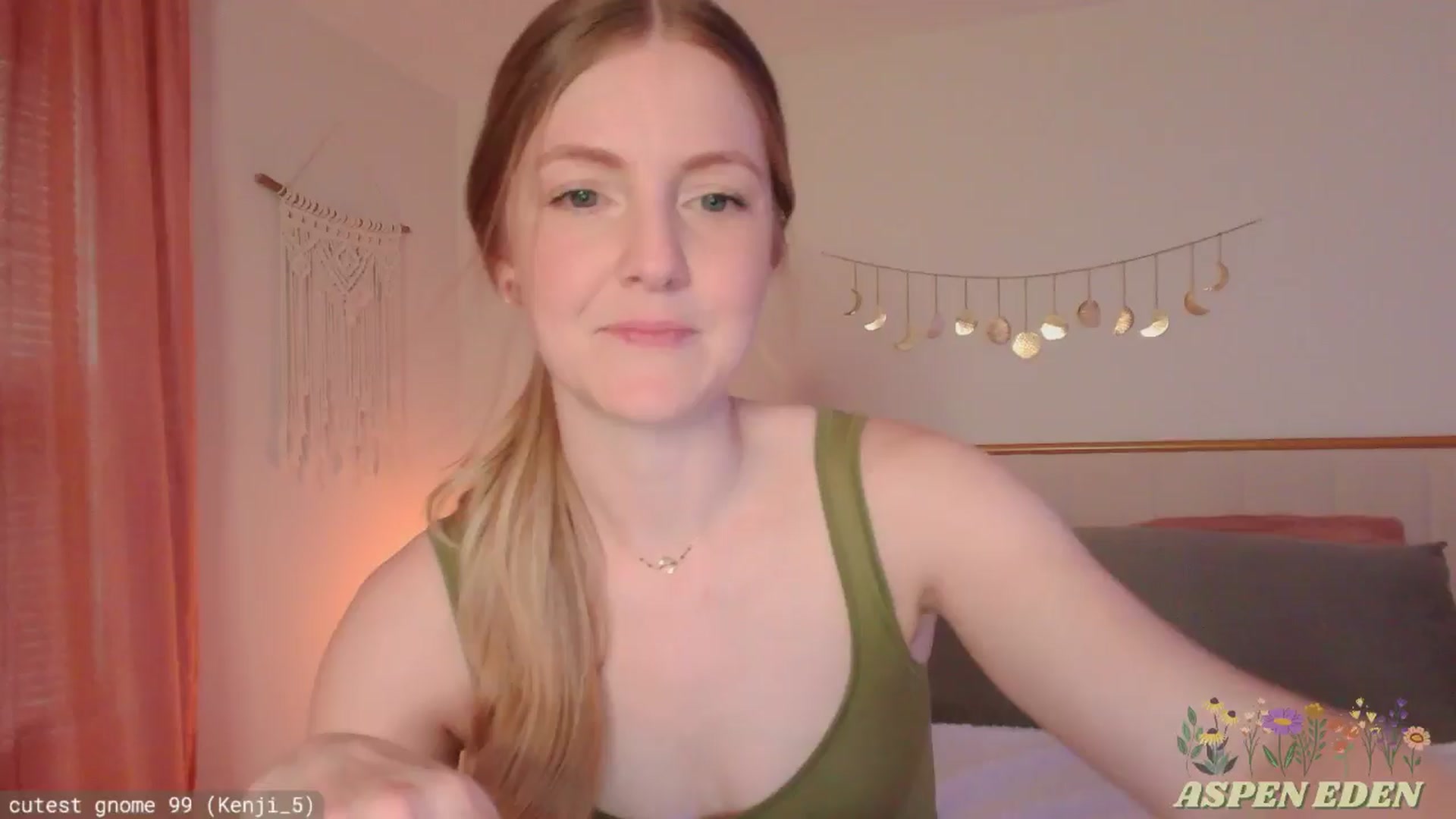 Gallery image thumbnail from AspenEden's myfreecams stream on, 05/04/2025, 24:38 image 6 of 20