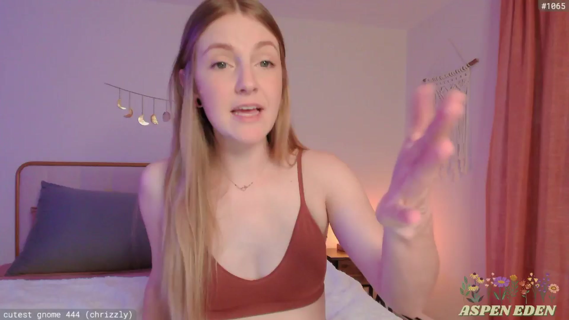 Gallery image thumbnail from AspenEden's myfreecams stream on, 05/14/2025, 24:01 image 15 of 20