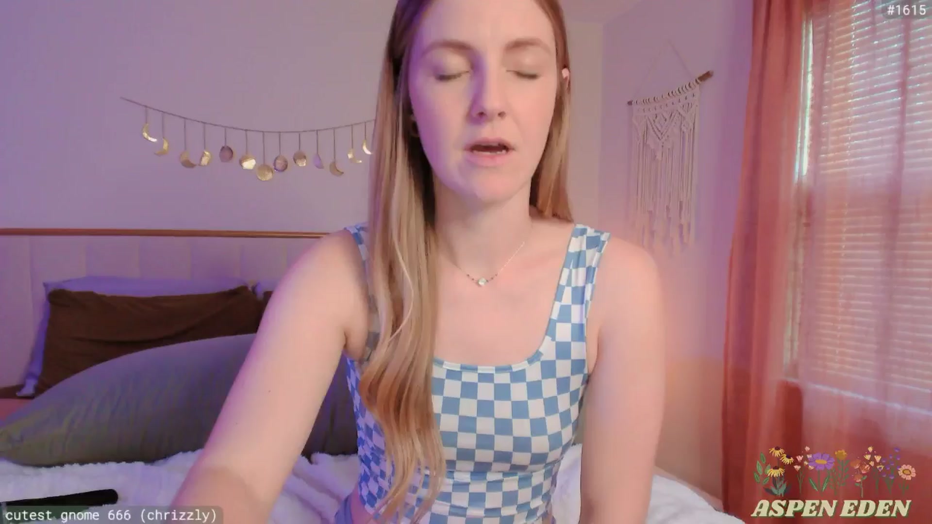 Gallery image thumbnail from AspenEden's myfreecams stream on, 05/25/2025, 24:02 image 19 of 20