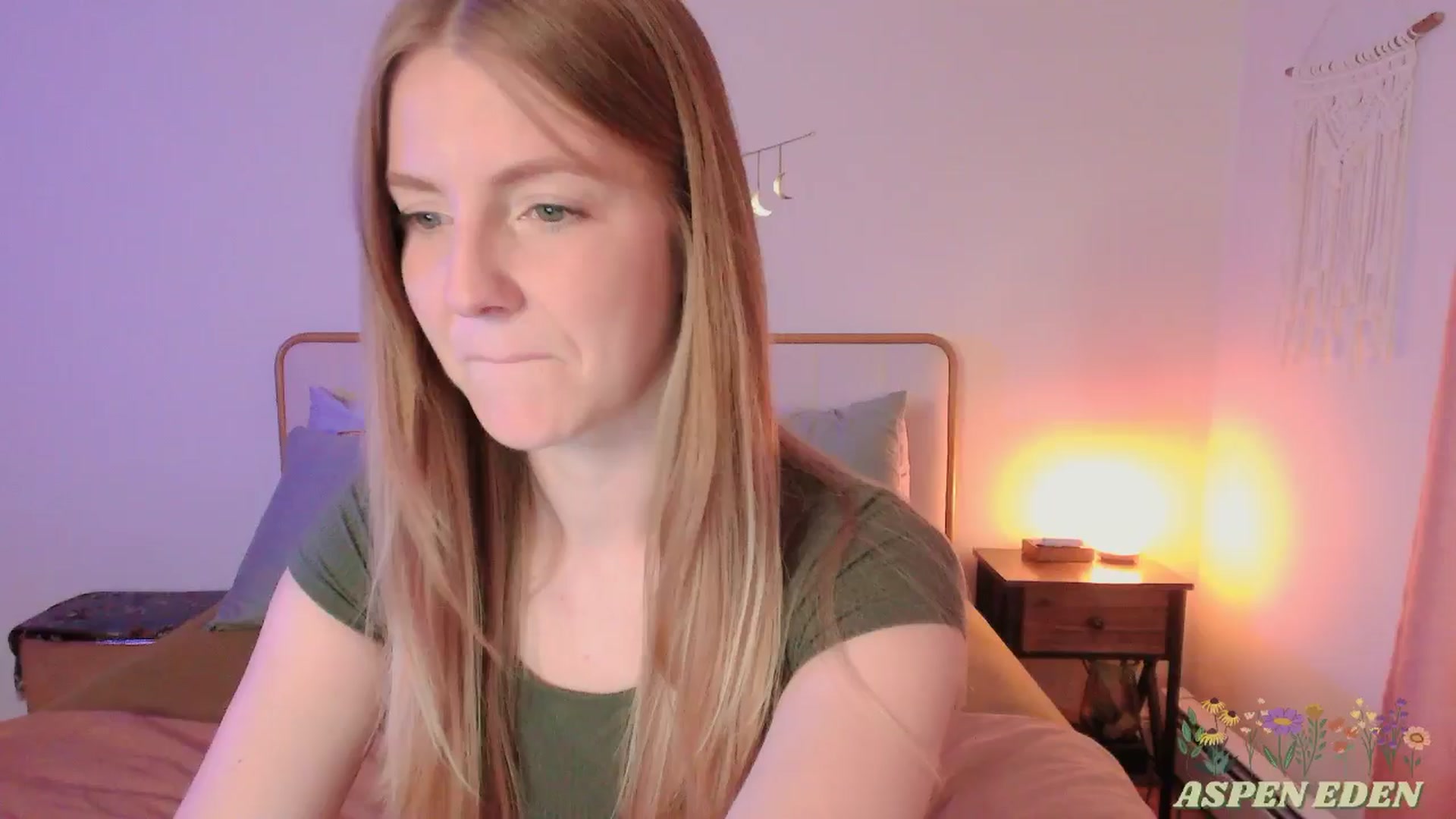 Gallery image thumbnail from AspenEden's myfreecams stream on, 09/25/2025, 21:33 image 5 of 20