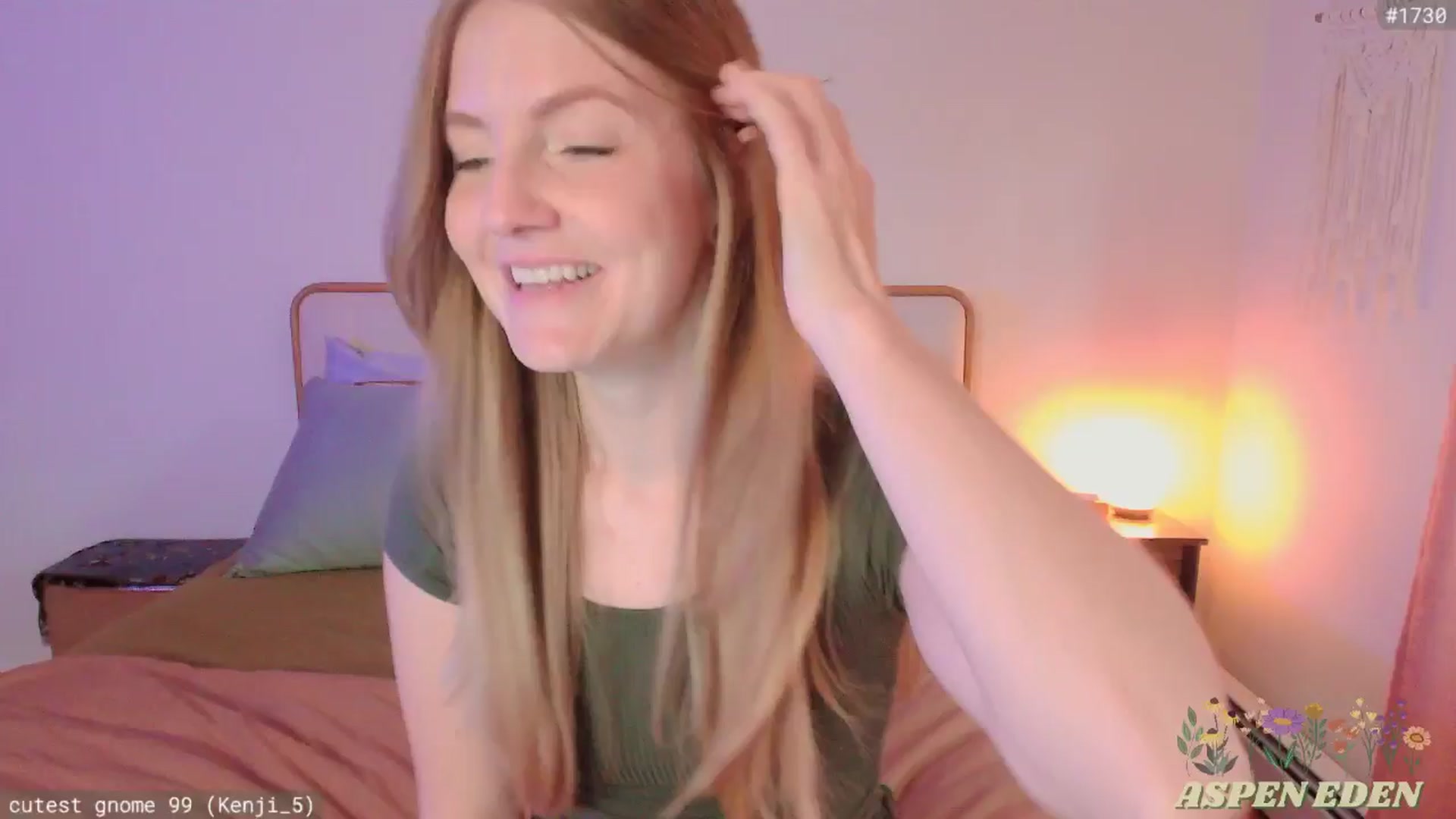 Gallery image thumbnail from AspenEden's myfreecams stream on, 09/25/2025, 21:33 image 17 of 20