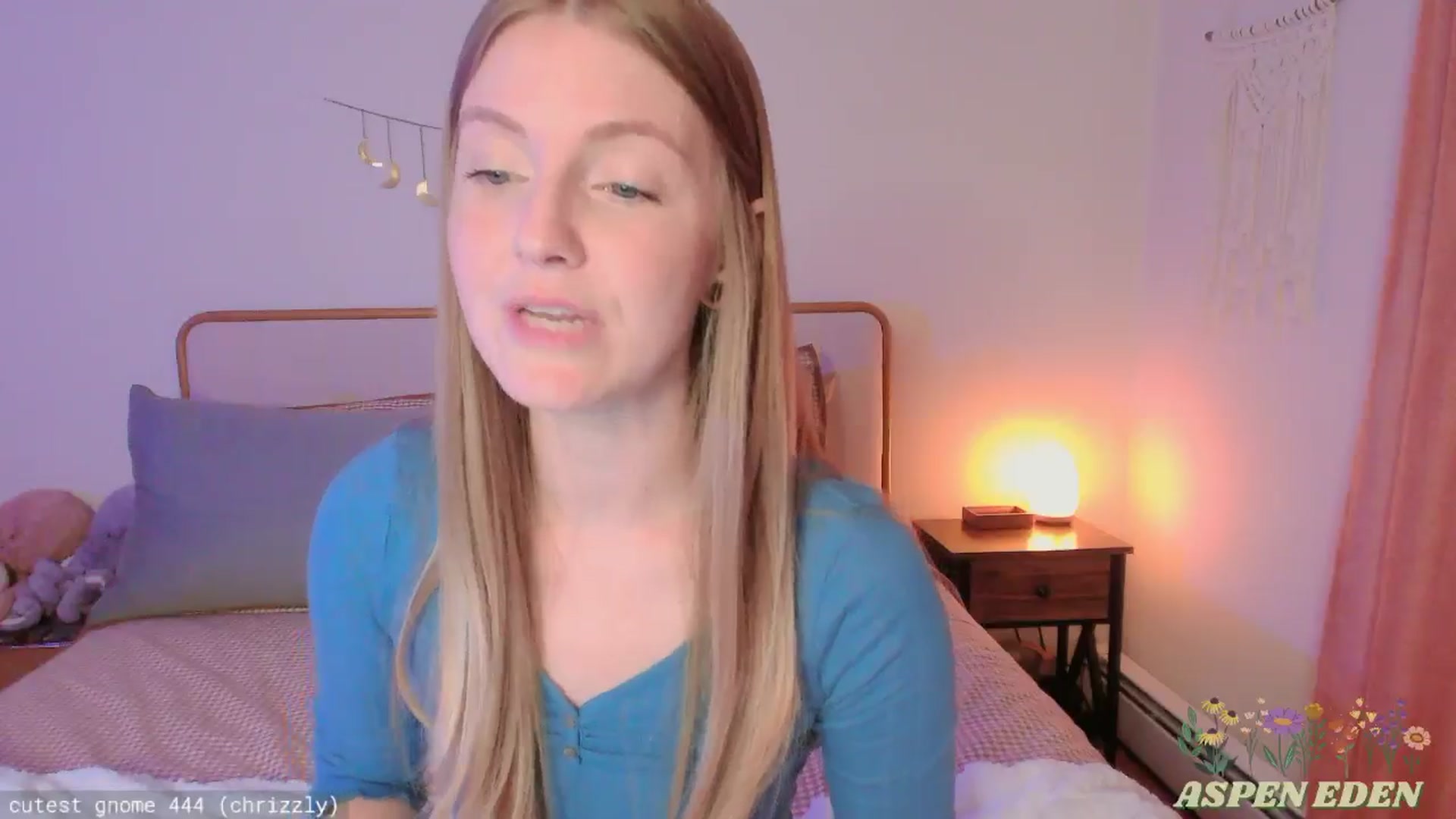 Gallery image thumbnail from AspenEden's myfreecams stream on, 10/18/2025, 24:58 image 9 of 20
