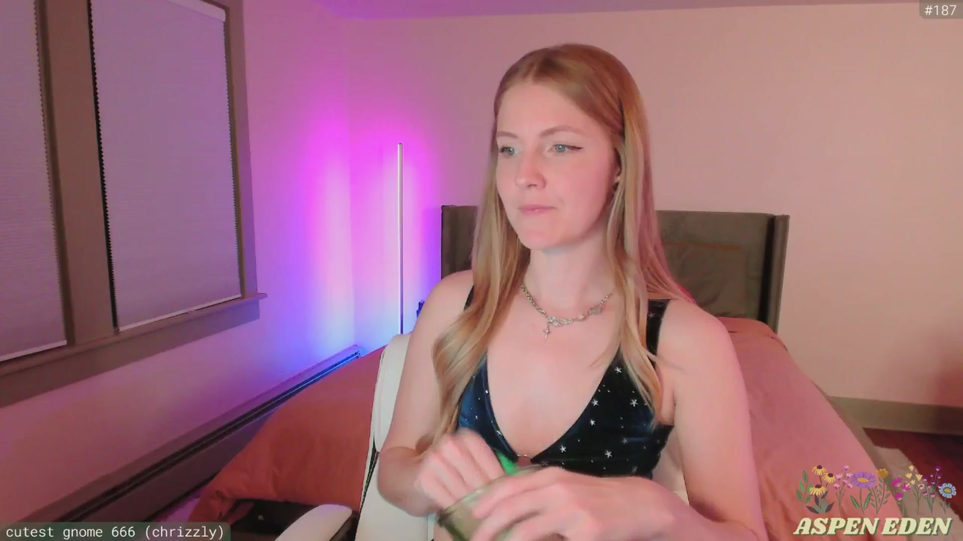 Gallery image thumbnail from AspenEden's myfreecams stream on, 11/03/2025, 01:25 image 8 of 20