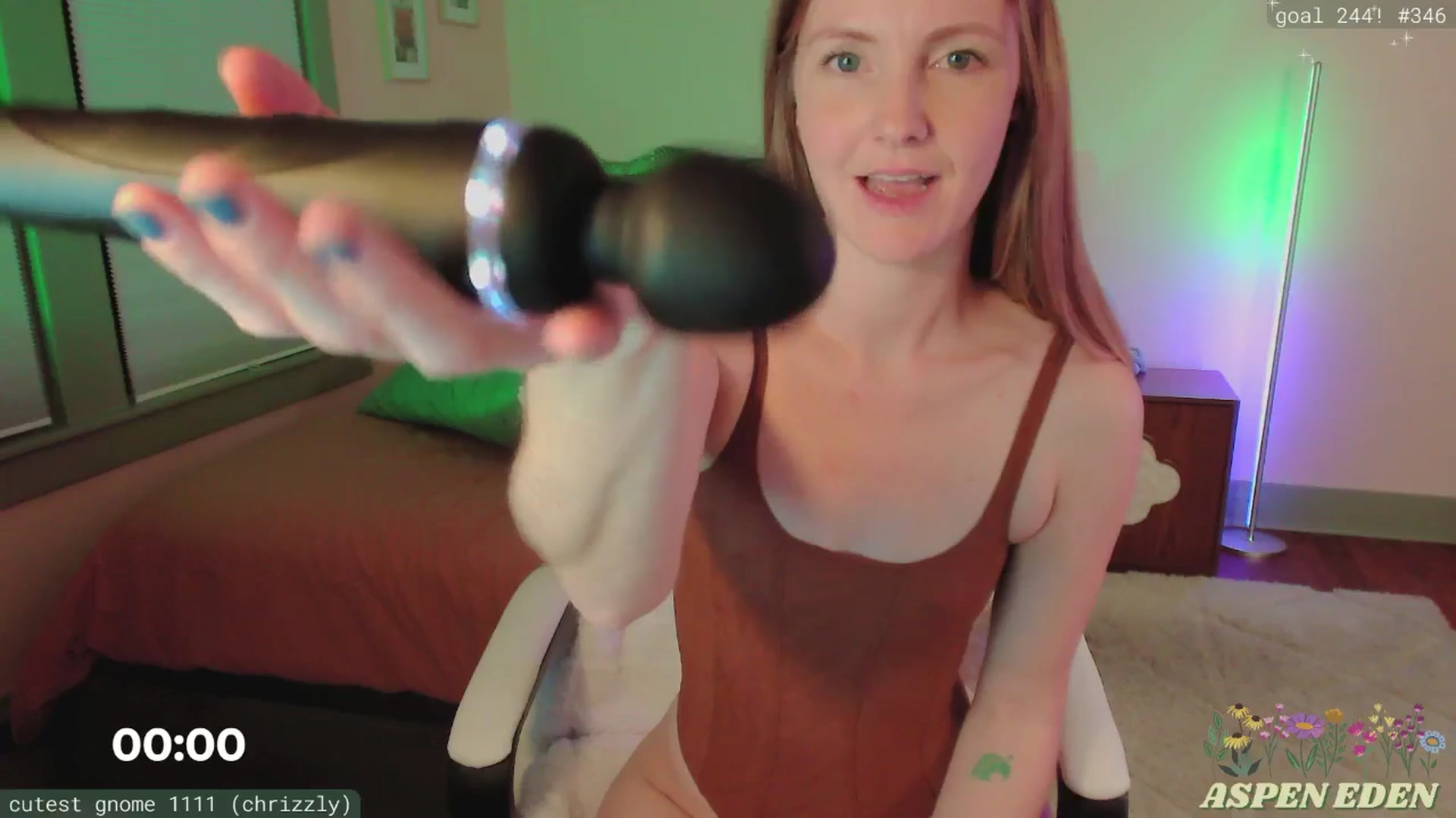 Gallery image thumbnail from AspenEden's myfreecams stream on, 11/23/2025, 02:00 image 15 of 20