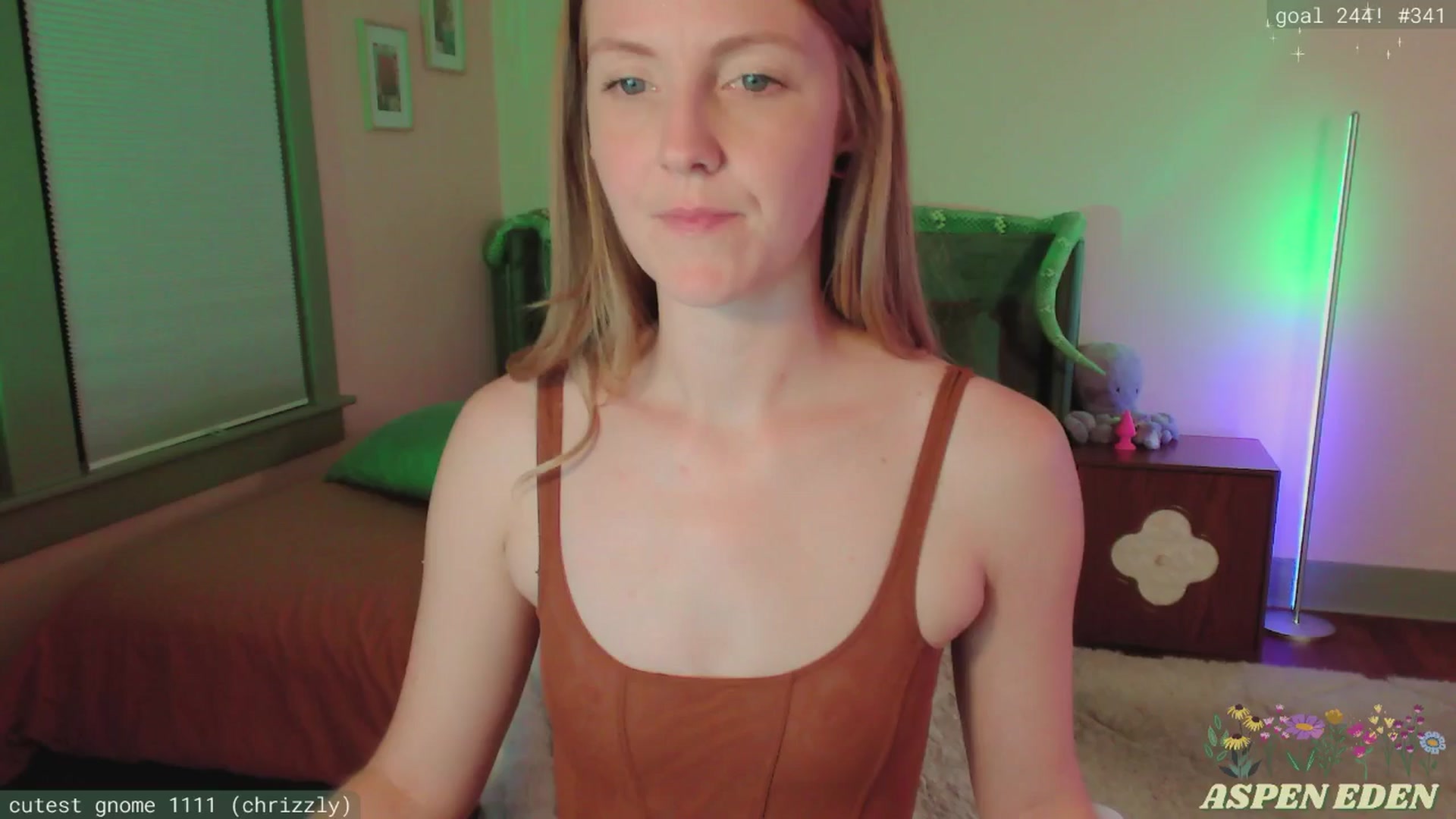 Gallery image thumbnail from AspenEden's myfreecams stream on, 11/23/2025, 02:00 image 20 of 20