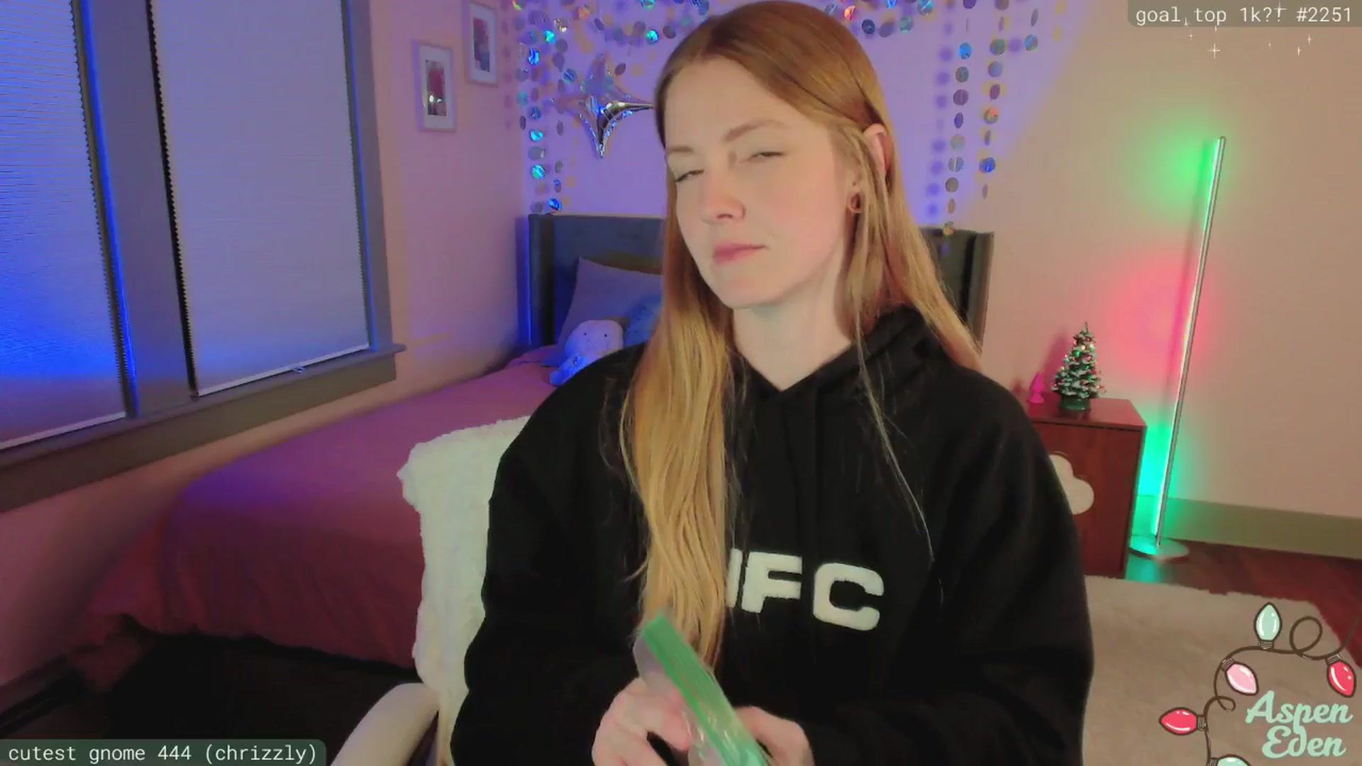 Gallery image thumbnail from AspenEden's myfreecams stream on, 12/06/2025, 01:24 image 20 of 20