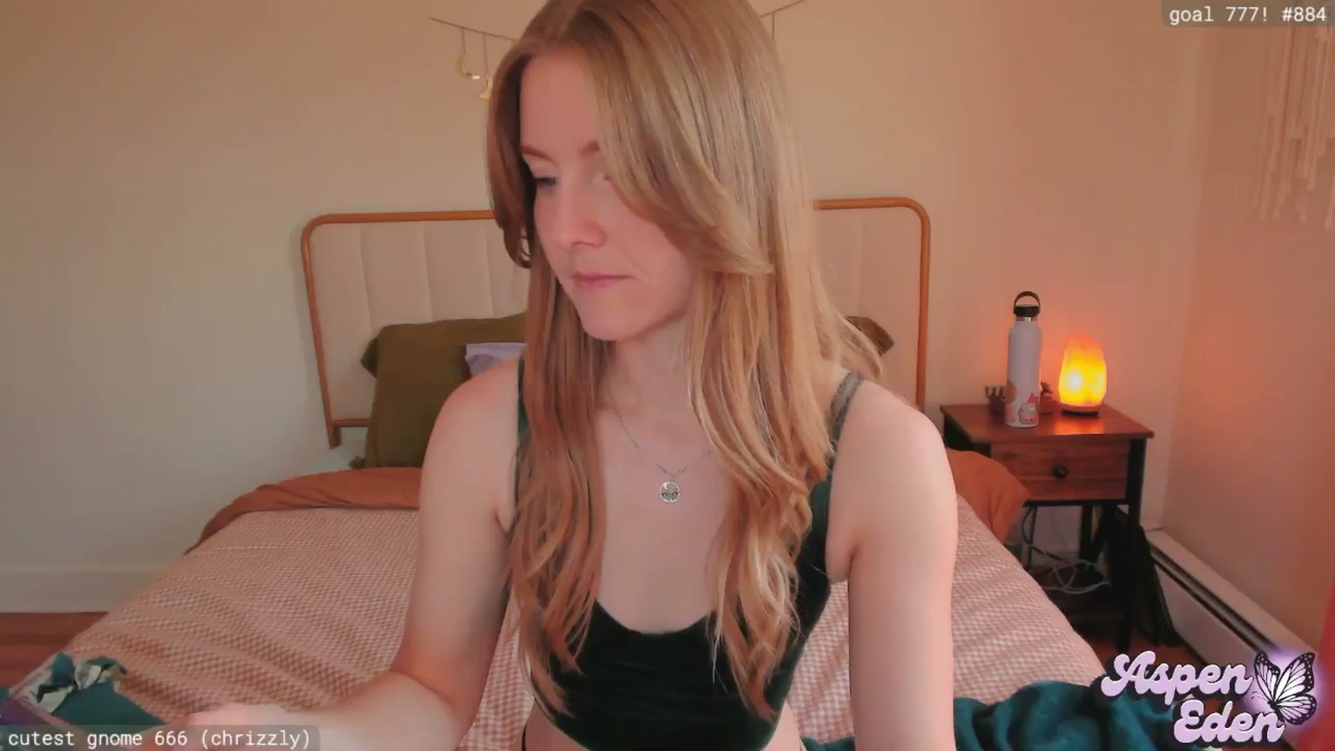 Gallery image thumbnail from AspenEden's myfreecams stream on, 04/12/2026, 17:24 image 17 of 20