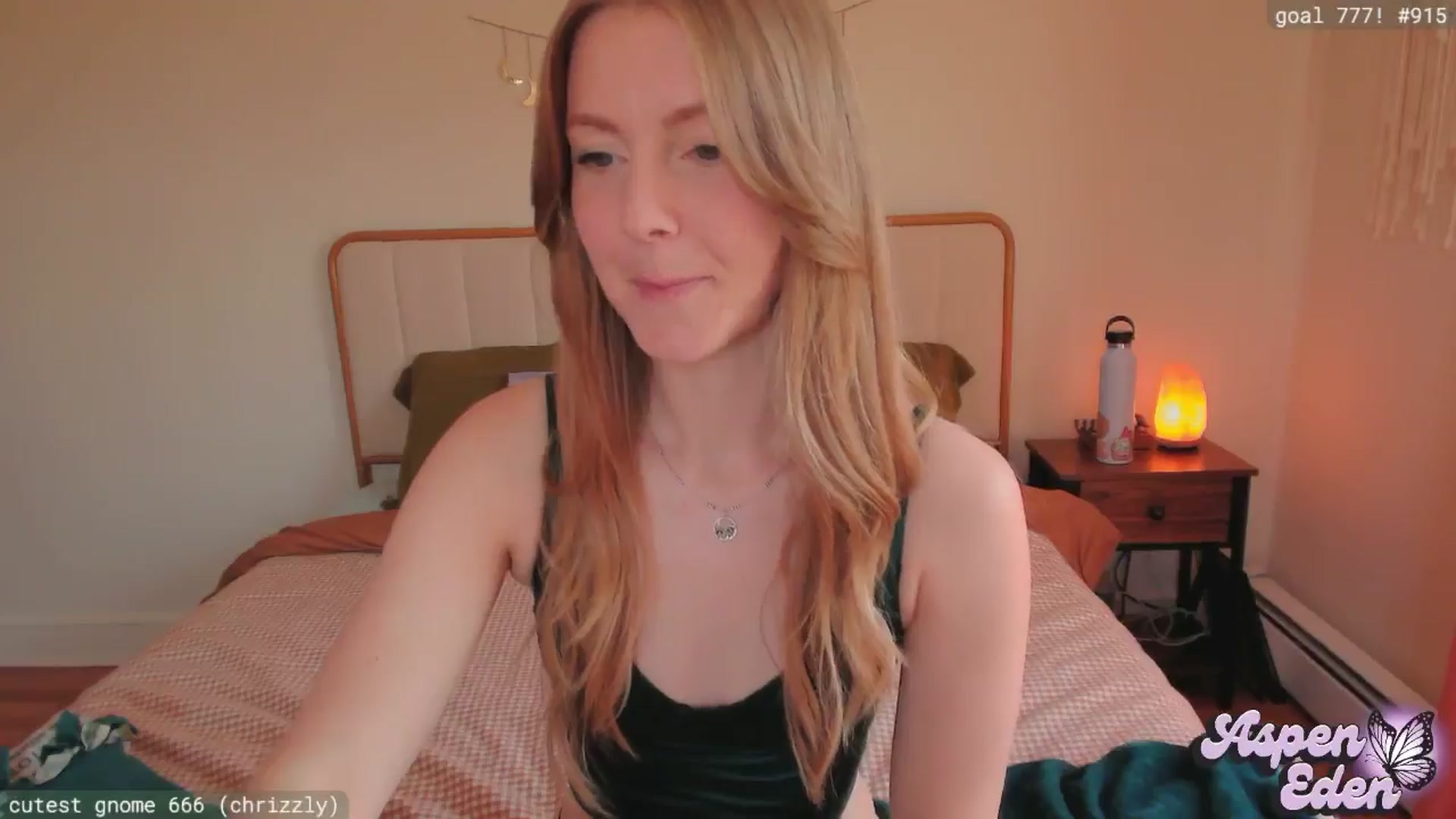 Gallery image thumbnail from AspenEden's myfreecams stream on, 04/12/2026, 17:24 image 16 of 20