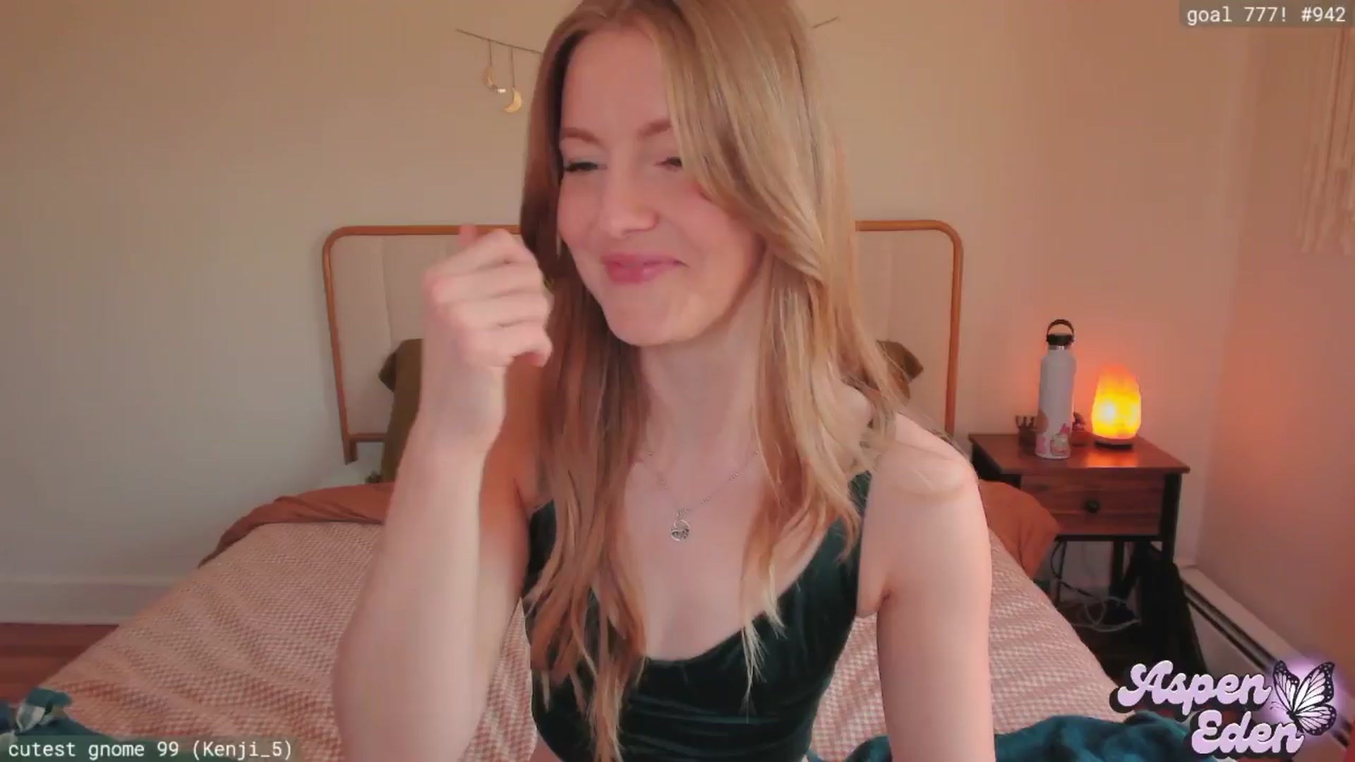 Gallery image thumbnail from AspenEden's myfreecams stream on, 04/12/2026, 17:24 image 5 of 20