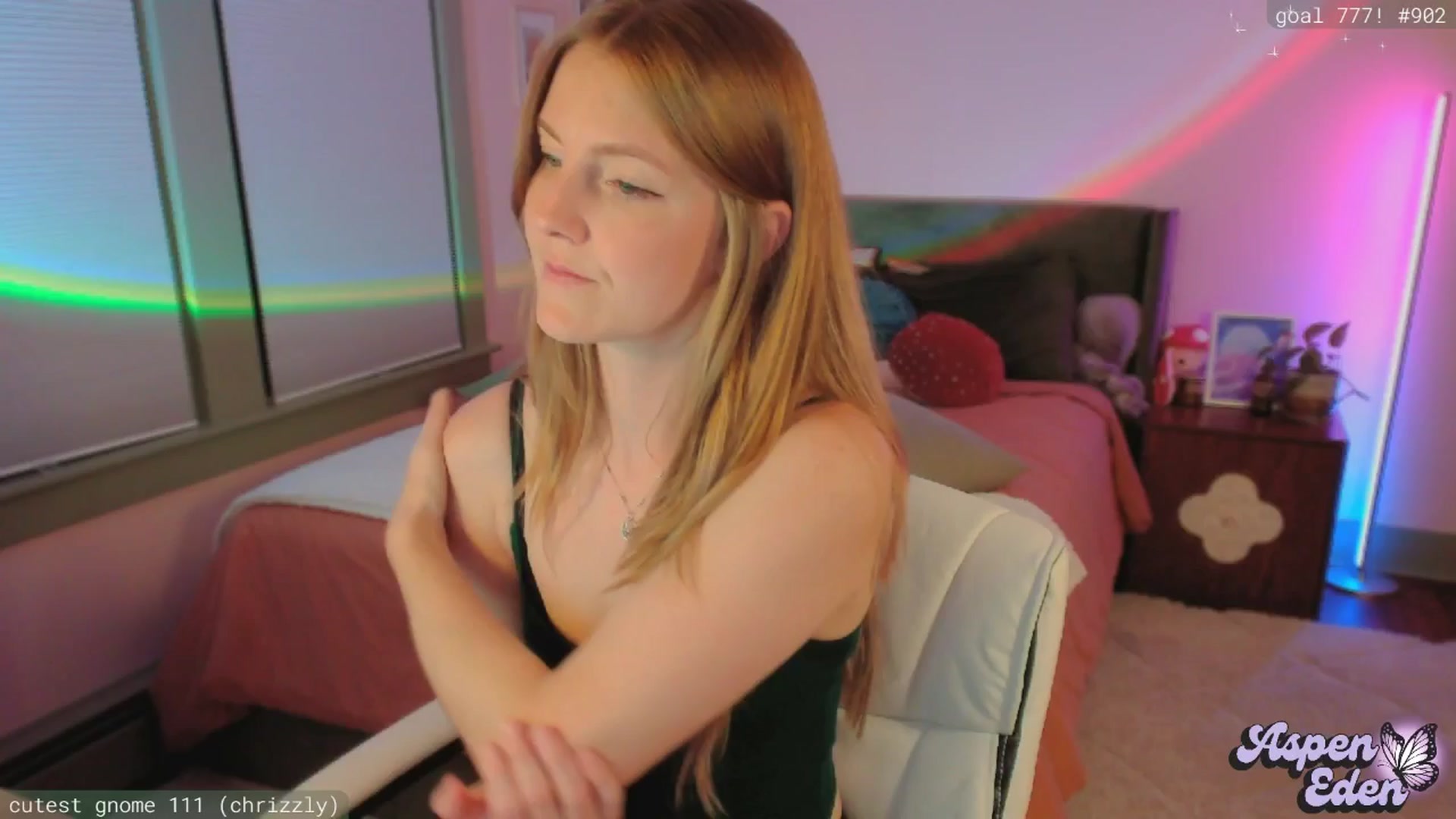 Gallery image thumbnail from AspenEden's myfreecams stream on, 04/22/2026, 01:17 image 6 of 20