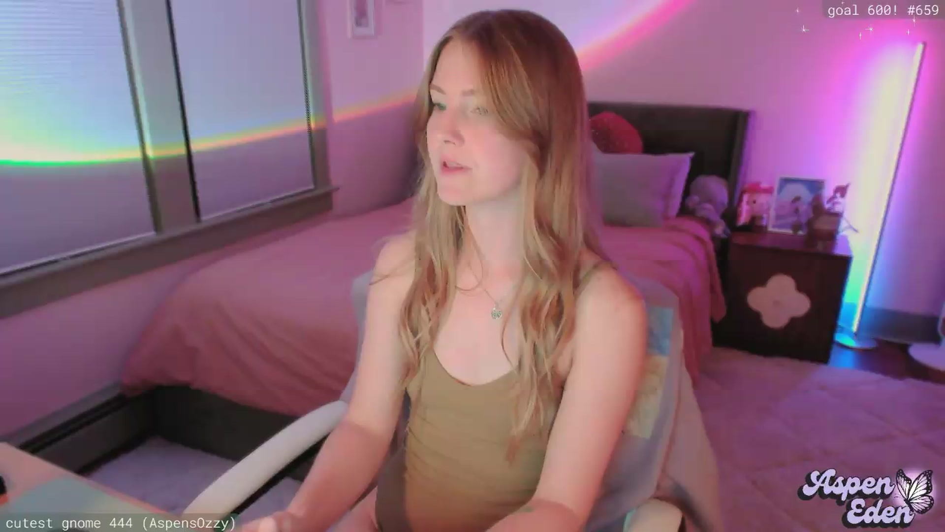 Gallery image thumbnail from AspenEden's myfreecams stream on, 05/09/2026, 03:00 image 8 of 20