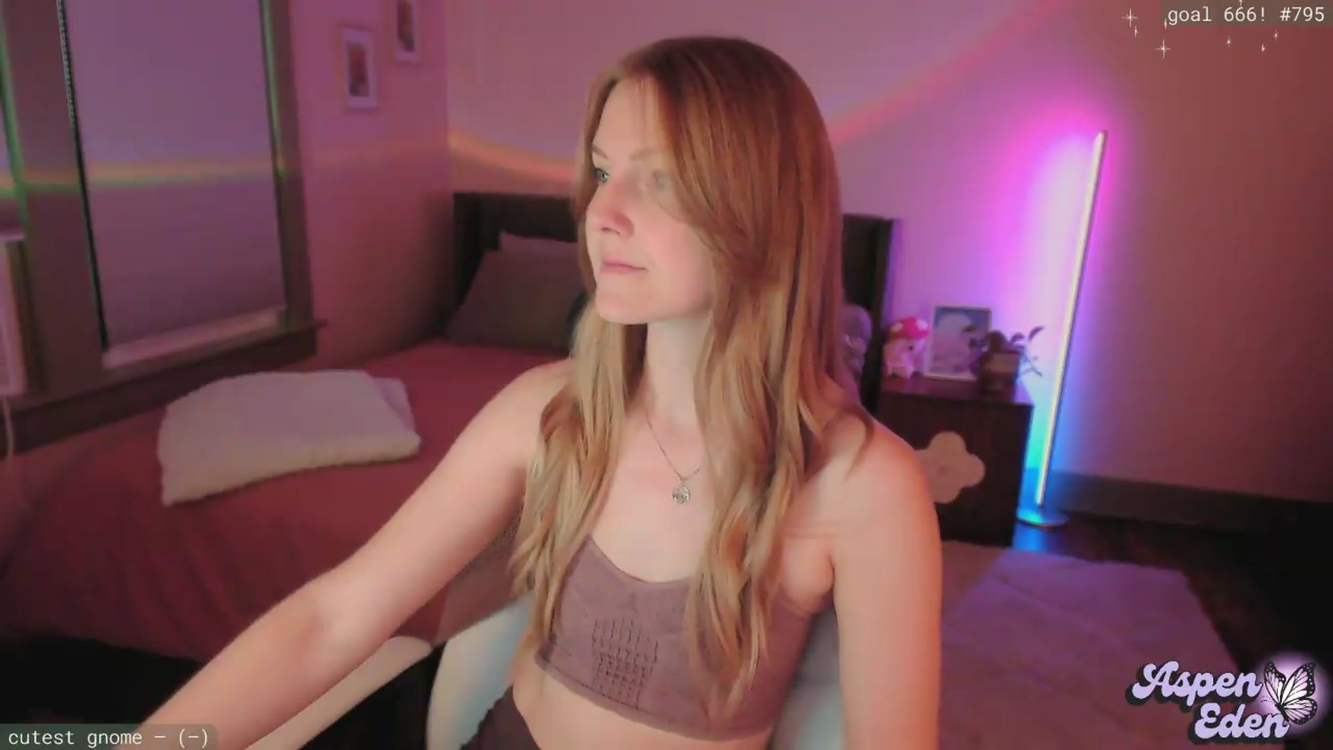 Gallery image thumbnail from AspenEden's myfreecams stream on, 05/28/2026, 24:00 image 19 of 20