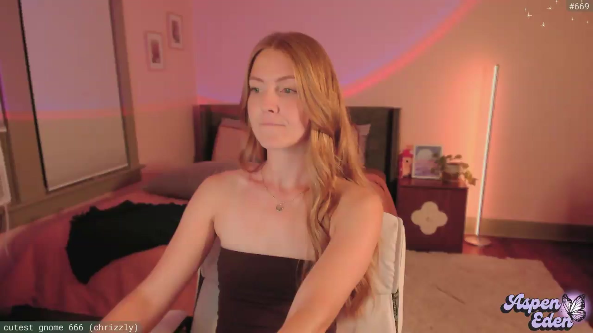 Gallery image thumbnail from AspenEden's myfreecams stream on, 08/29/2026, 02:48 image 7 of 20