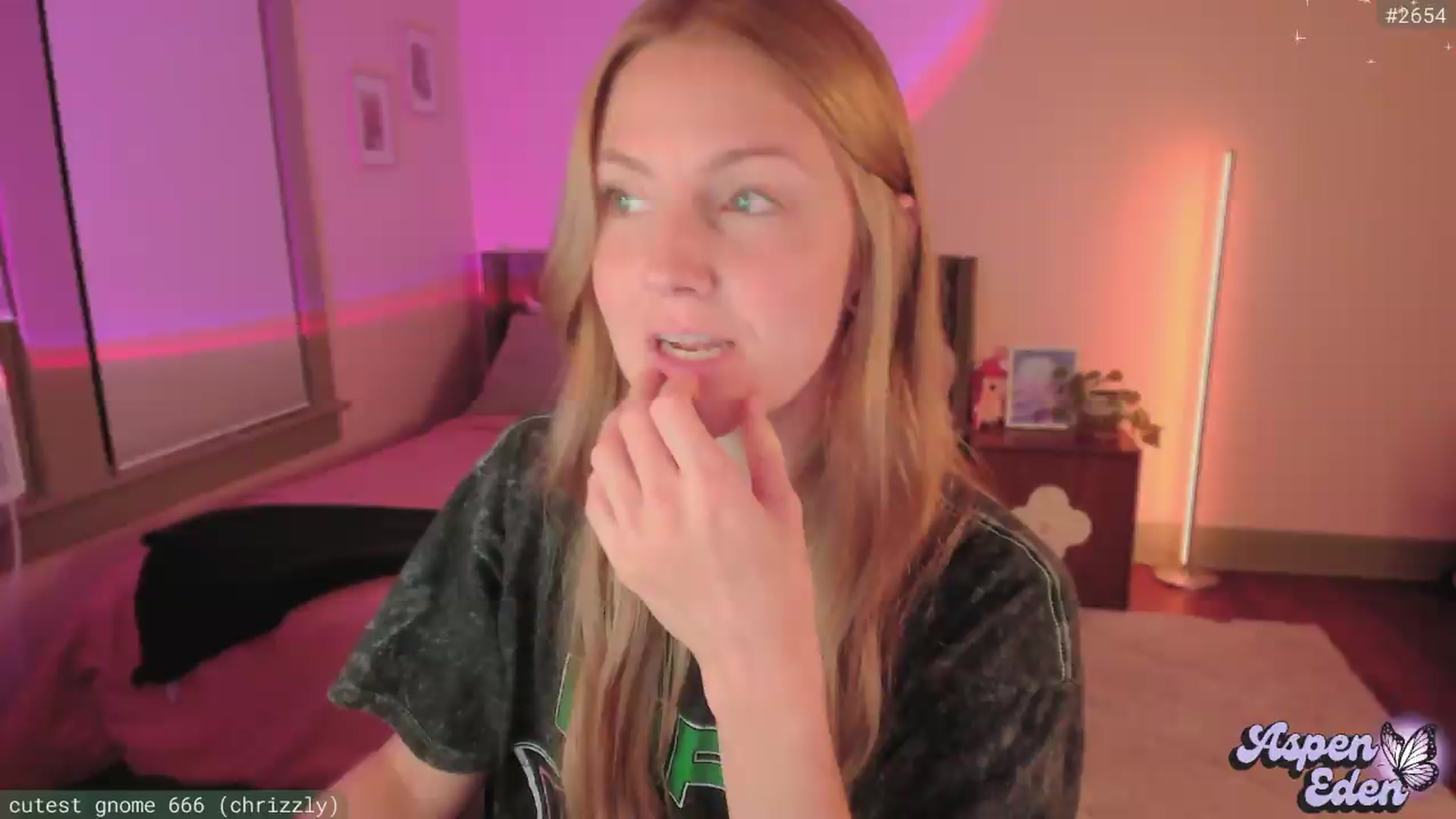 Gallery image thumbnail from AspenEden's myfreecams stream on, 09/05/2026, 01:10 image 2 of 20