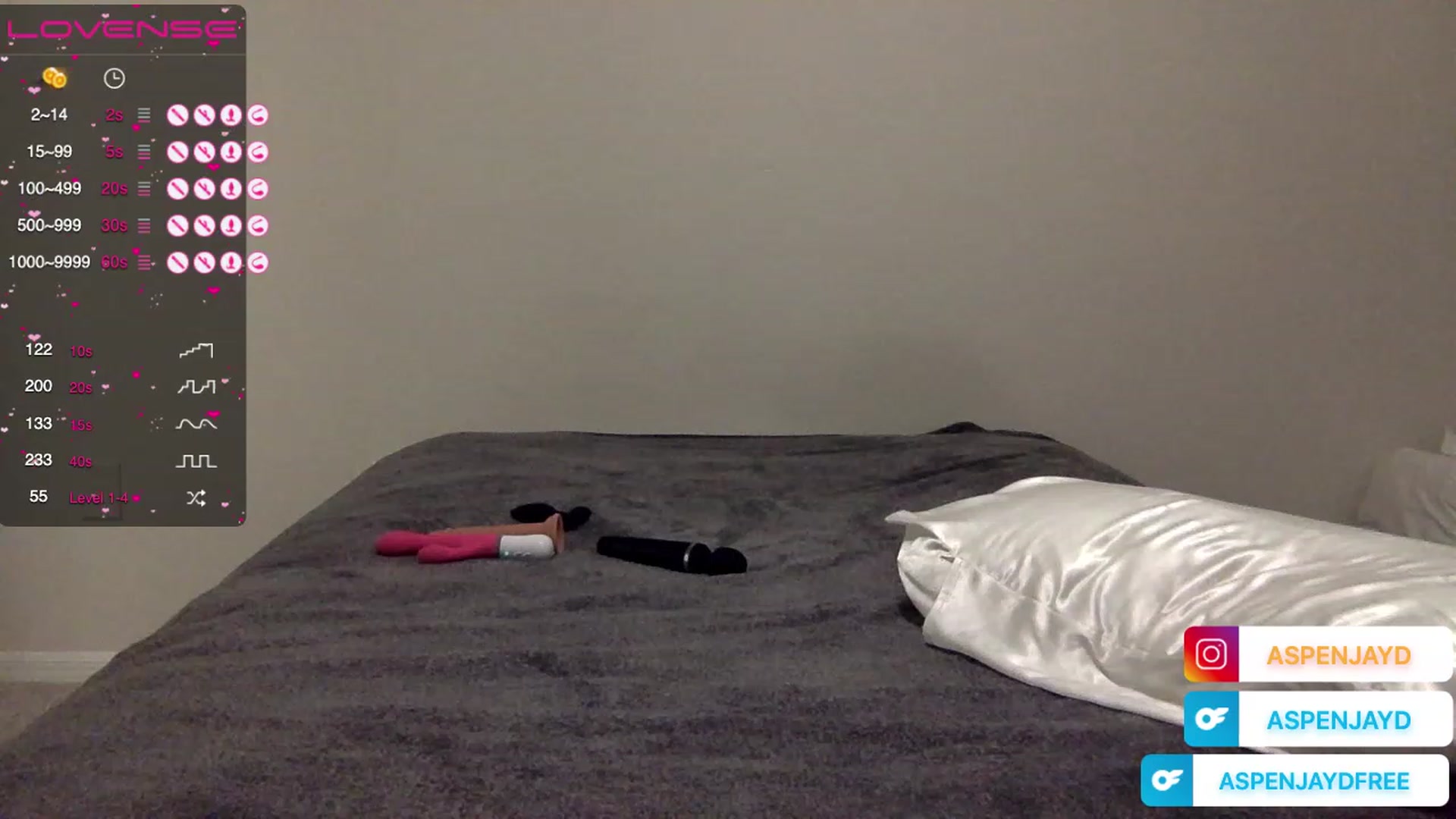 Gallery image thumbnail from AspenJayd's myfreecams stream on, 11/18/2022, 02:09 image 19 of 20