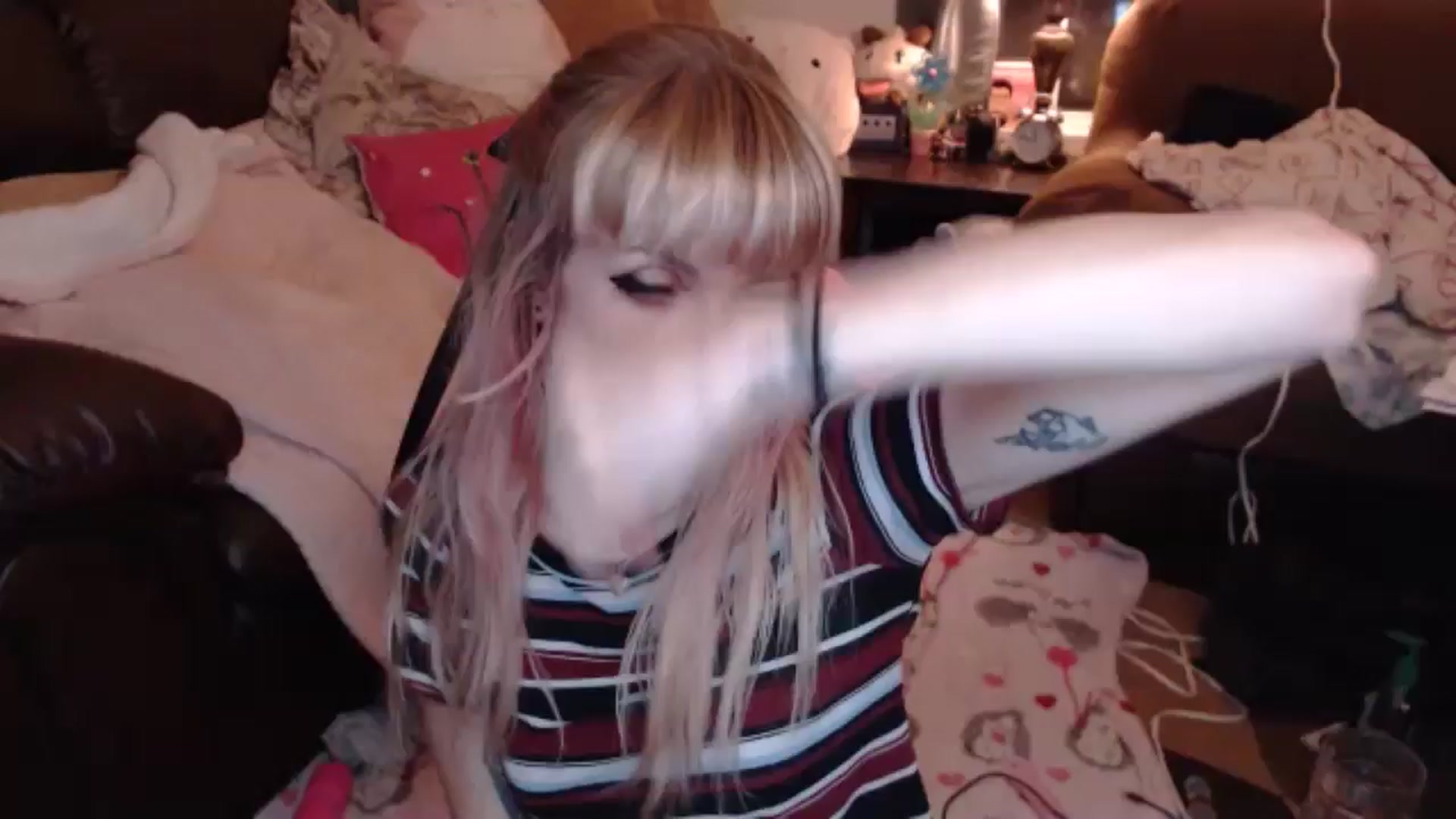 Gallery image thumbnail from Aspen_Elise's myfreecams stream on, 08/20/2024, 11:12 image 19 of 20