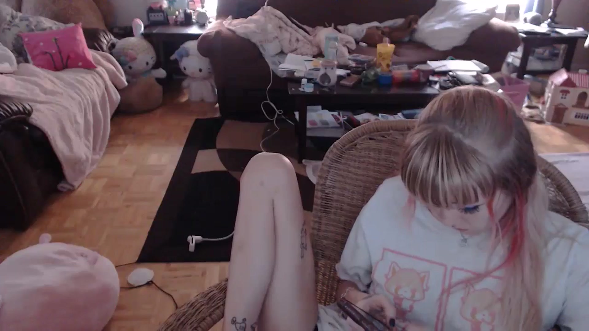 Gallery image thumbnail from Aspen_Elise's myfreecams stream on, 08/20/2024, 20:11 image 15 of 20